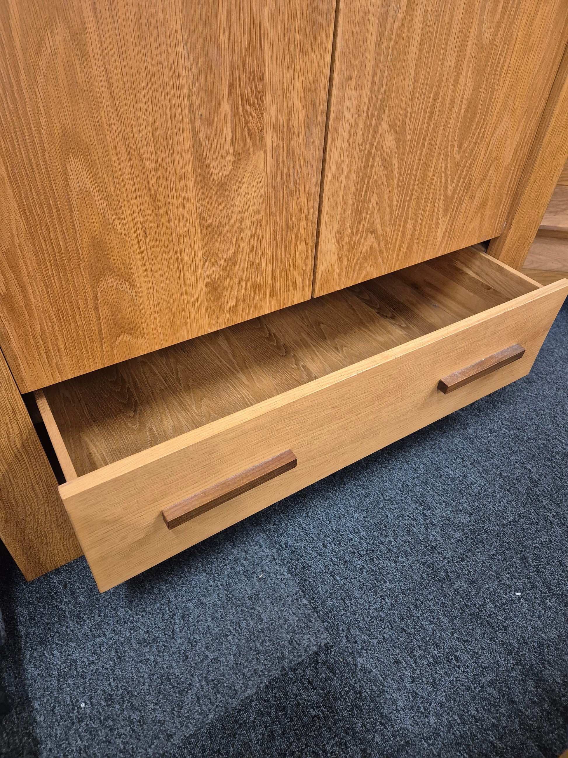 Tall 2 door 1 drawer solid oak wardrobe%A0