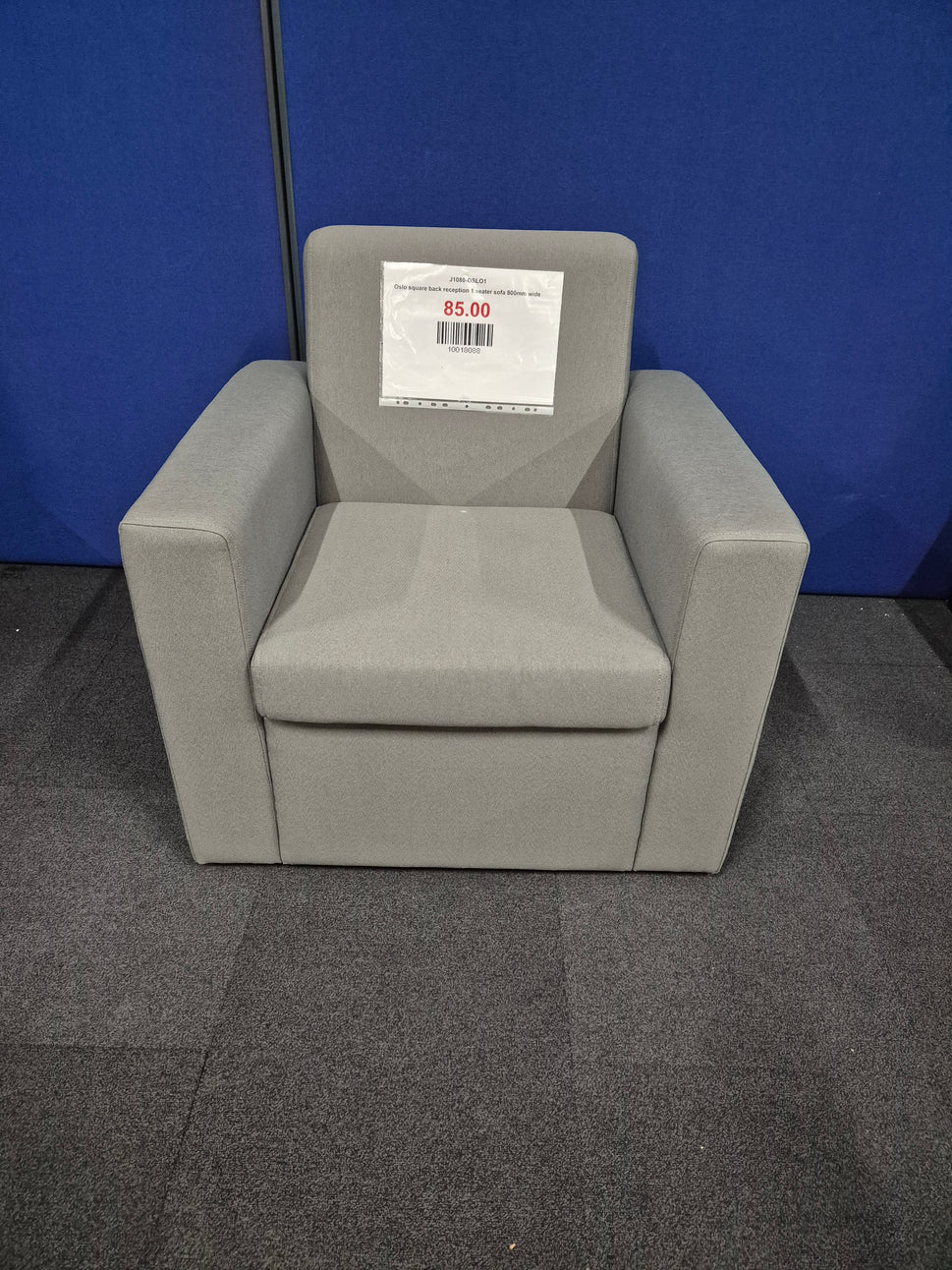 Oslo square back reception 1 seater sofa 800mm wide