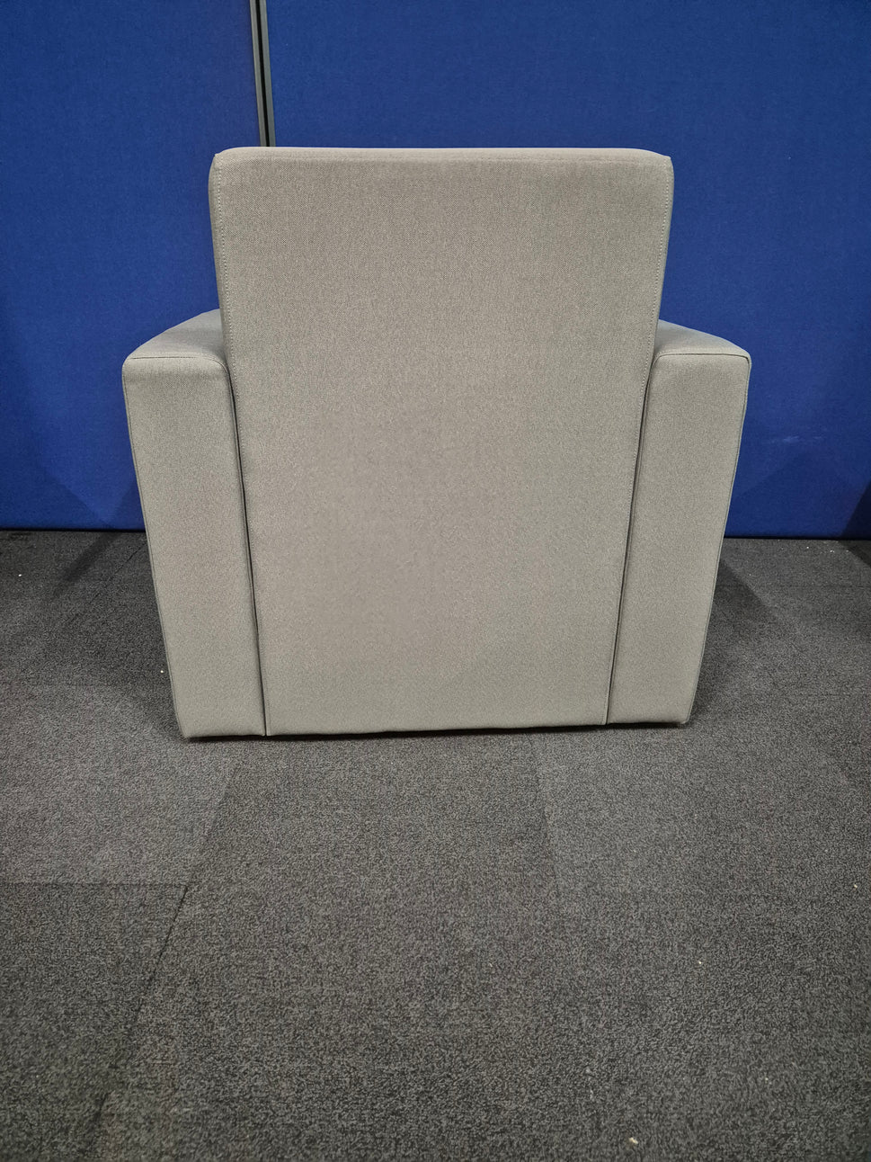 Oslo square back reception 1 seater sofa 800mm wide