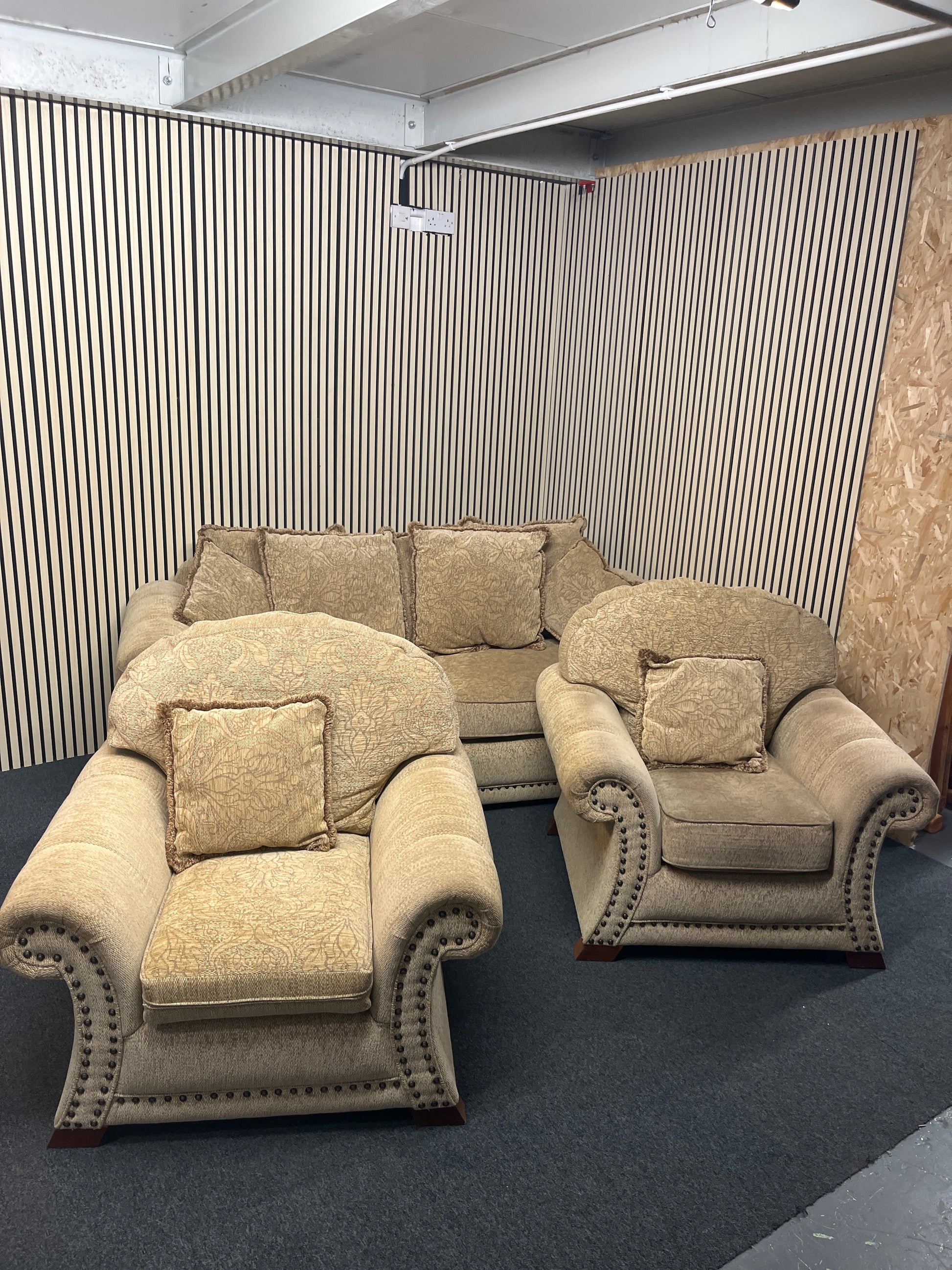 3+1+1 cream fabric mix suite 2325