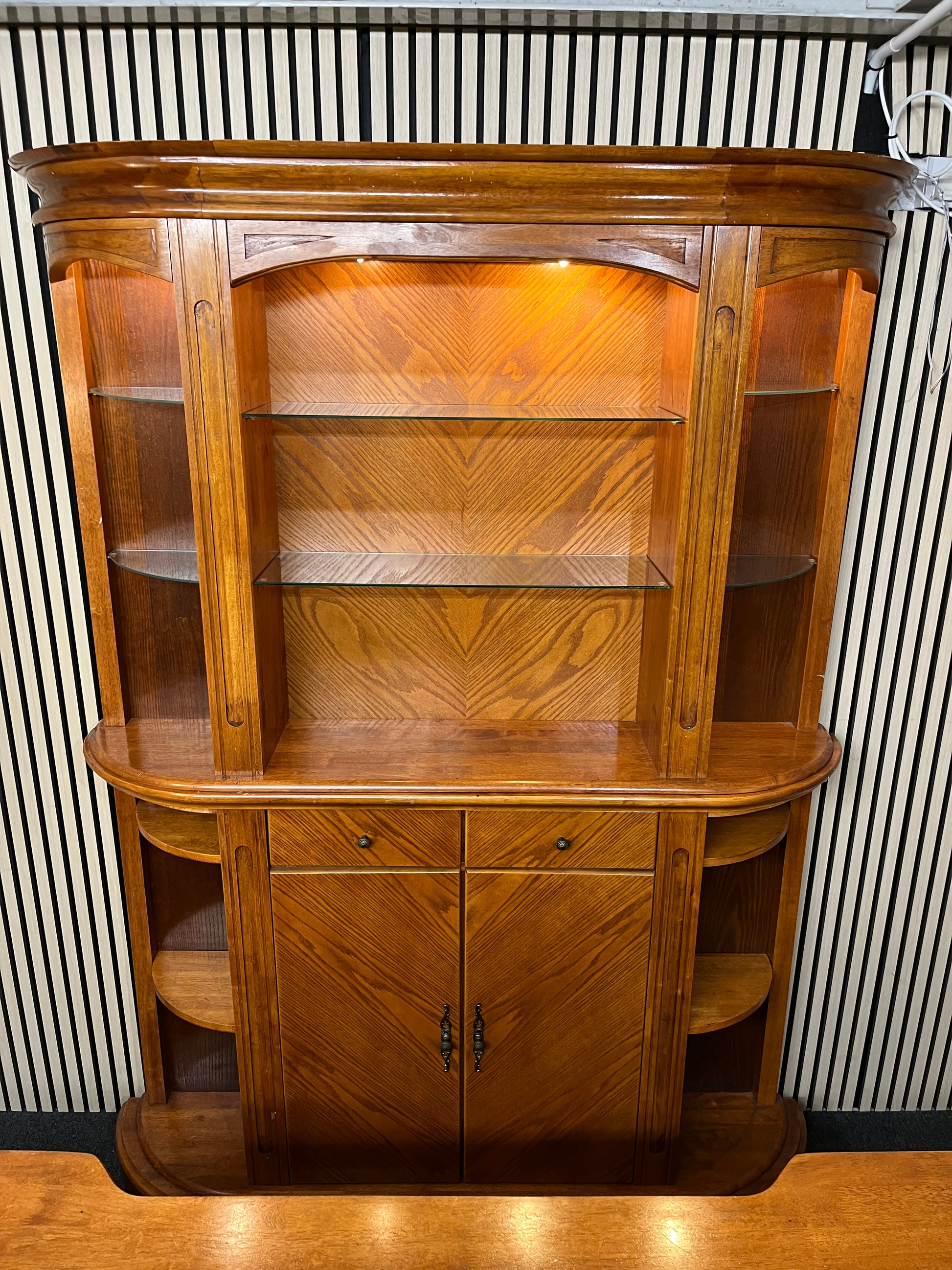 Ornate oak stained tall bar counter with storage drawers (Front H 110 x W 170 x D 60 cm) (Back  H 219 x W 177 x D 35 cm)