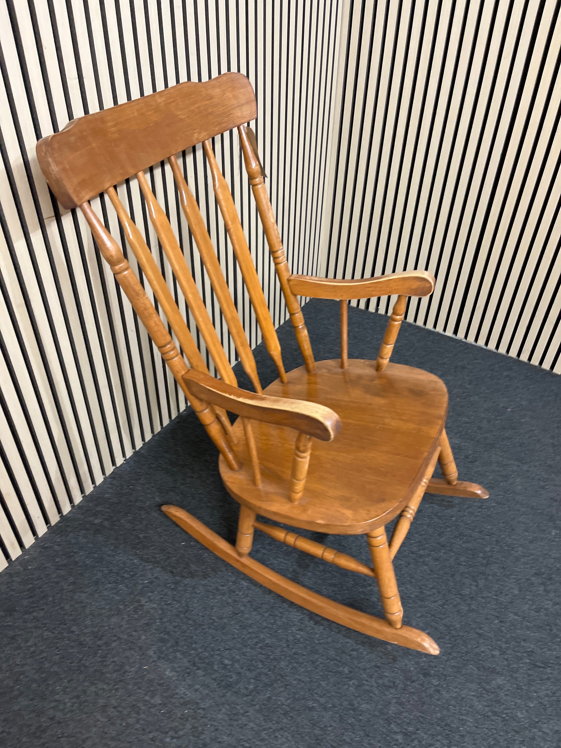 High back solid wood rocking chair 2425