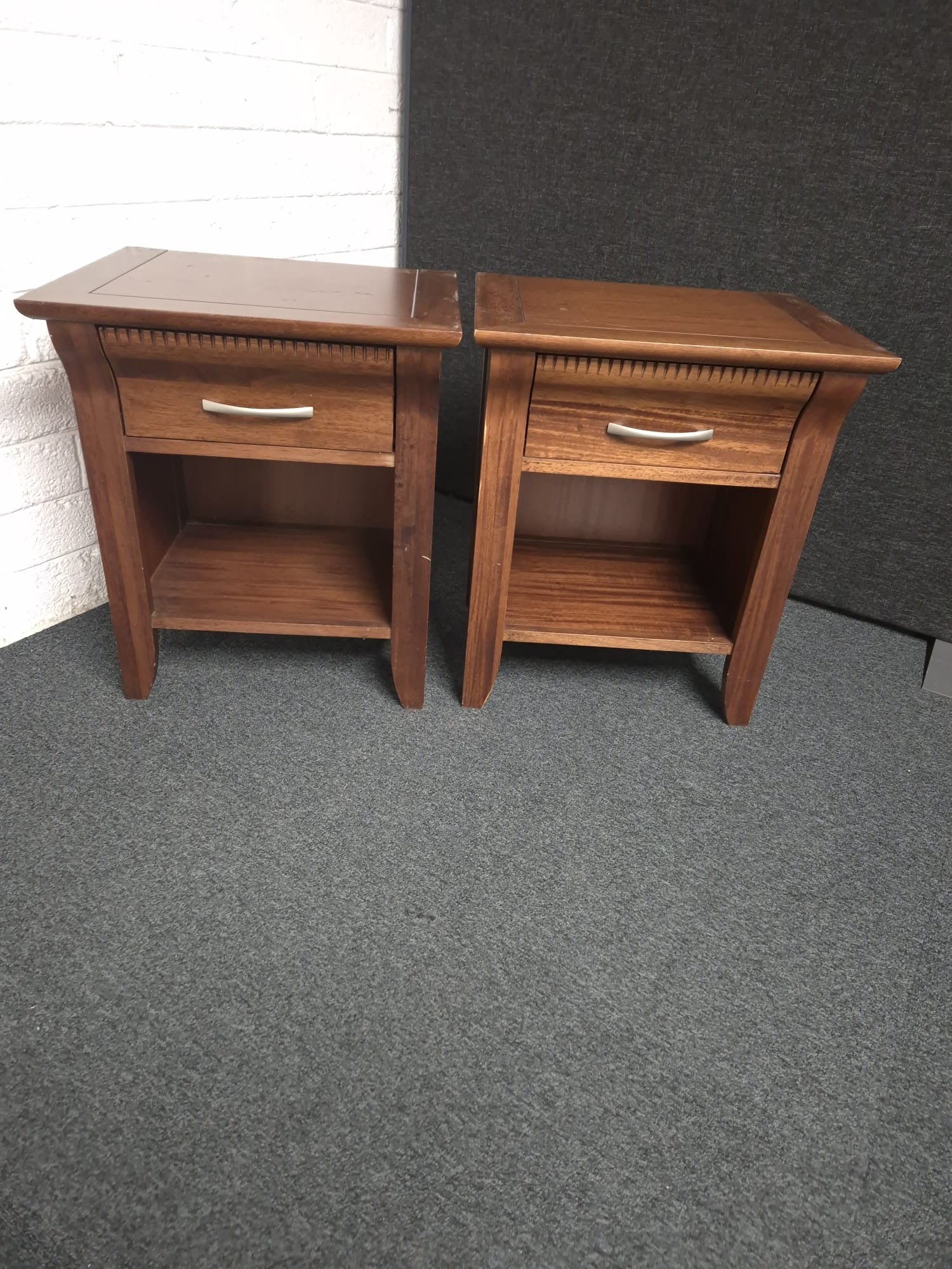 Solid dark wood stained 1 drawer 1 shelf bedside locker 1225