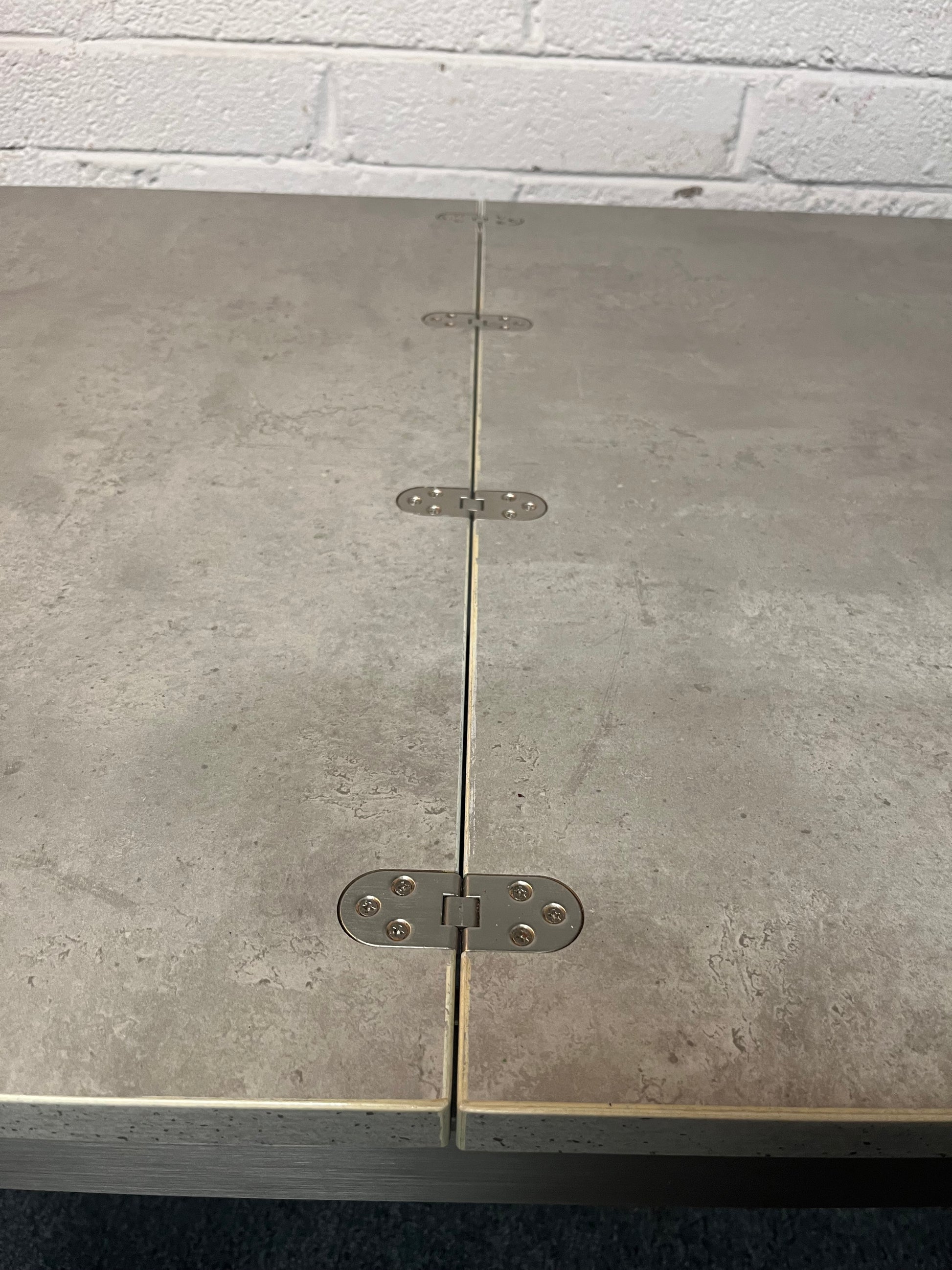 Metal framed large fold out grey laminate kitchen table (H 72 x W 180 x D 90 cm) 1325