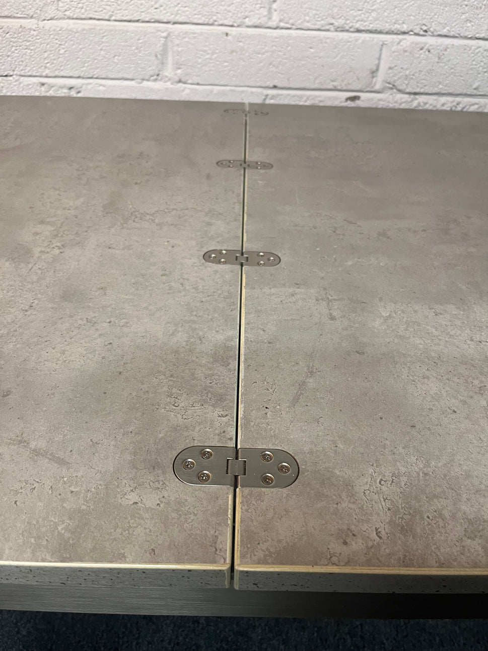 Metal framed large fold out grey laminate kitchen table (H 72 x W 180 x D 90 cm) 1325