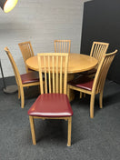 Switch Extendable oak dining table (120 cm diameter unextended - 140 cm each side extended) with 6 matching oak dining chairs with red leather seats (made in denmark by Scovby) 3225 2 image