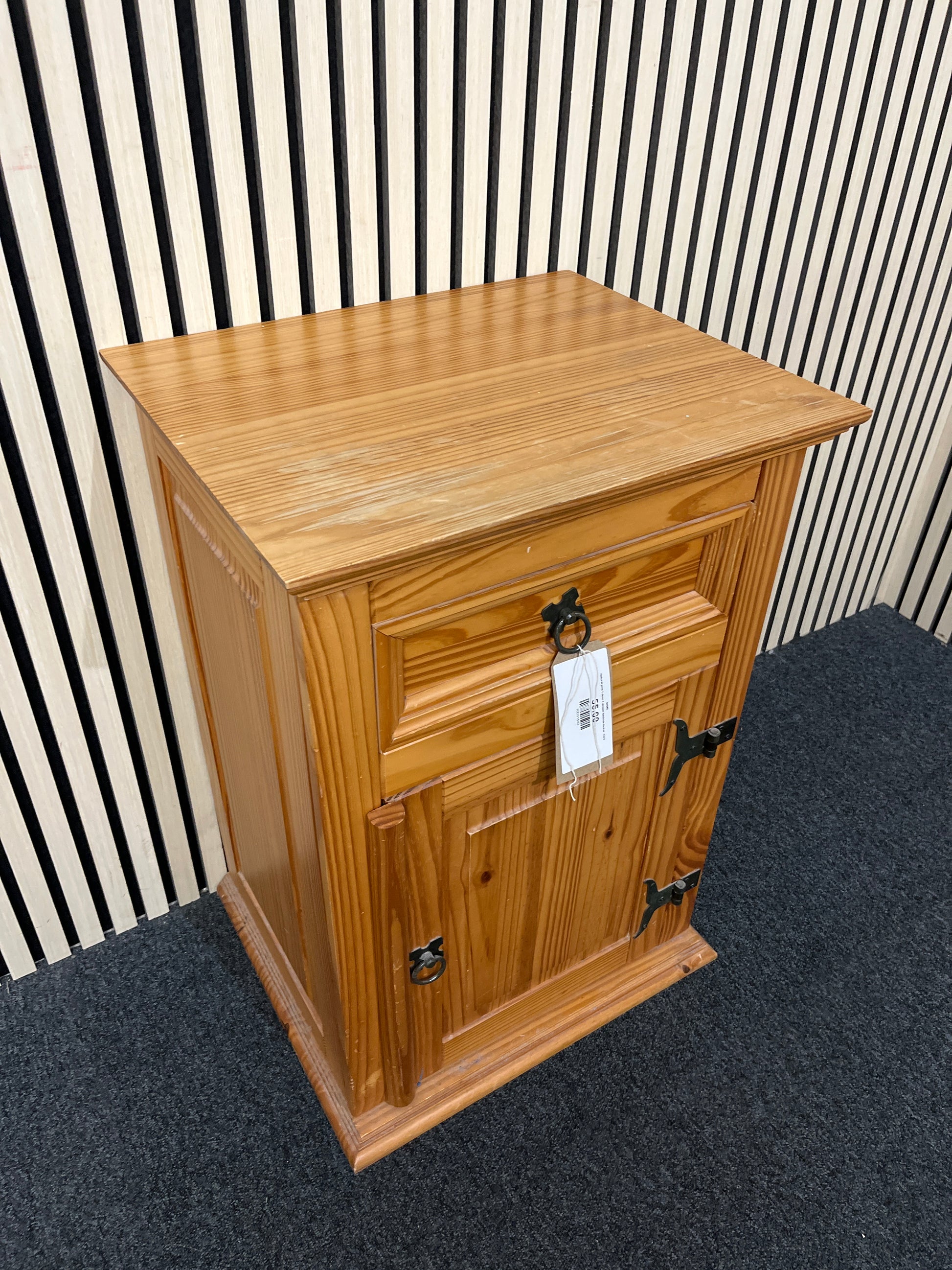Natural pine 1 door 1 drawer bedside locker  3325