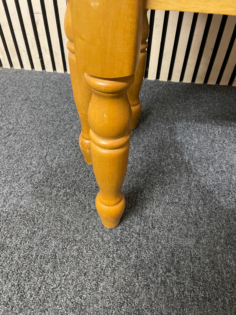 Gold-stained solid wood nest of tables  44680