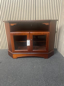Mahogany tv unit (H 75 x W 110 x D 54 cm)  44663