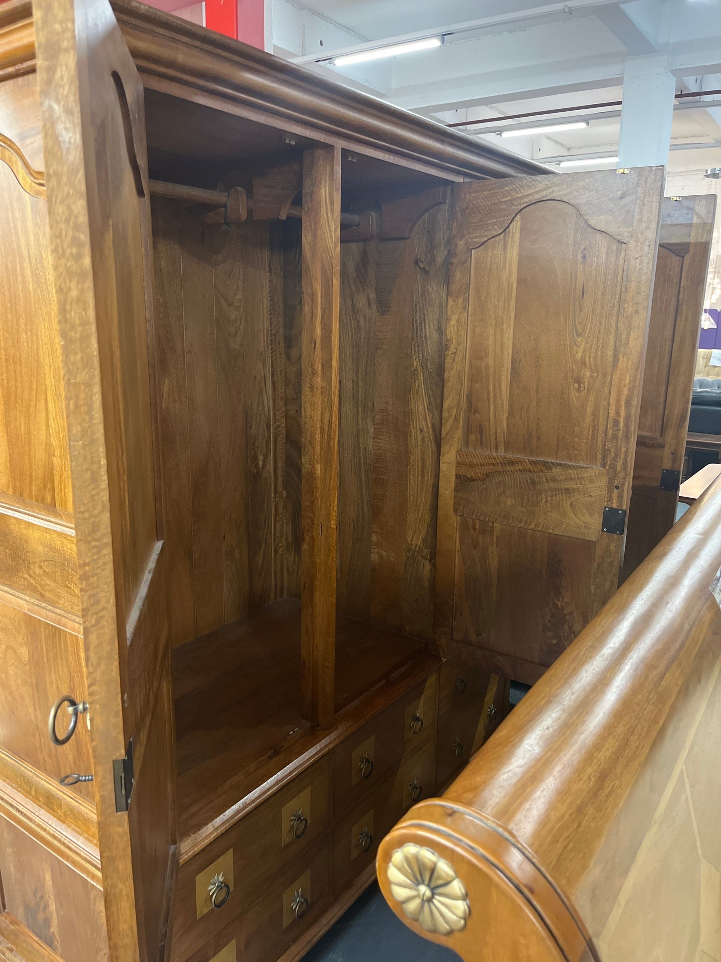Tall 3 door 6 drawer solid mahogany inalid wardrobe(H 195 x W 175 x D 65 cm).( (PART OF A SET BUT CAN BE SOLD SEPARATELY) 2225