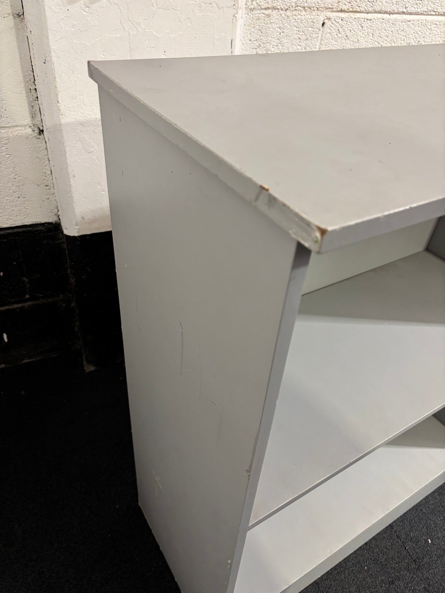 Grey mdf long low  4 section bookcase with adjustable shelves 93Hx148Lx35.5D