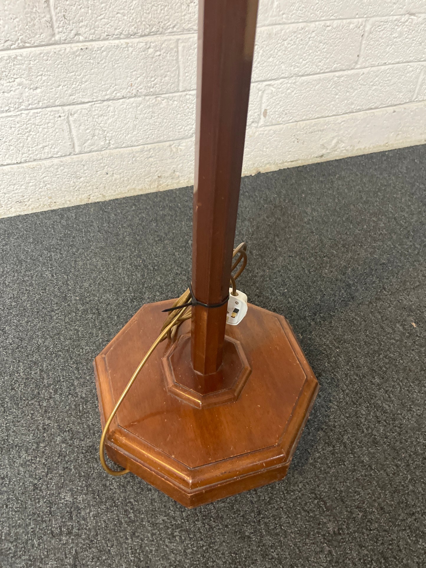 Mahogany floor standing lamp with ornate floral lampshade 3225