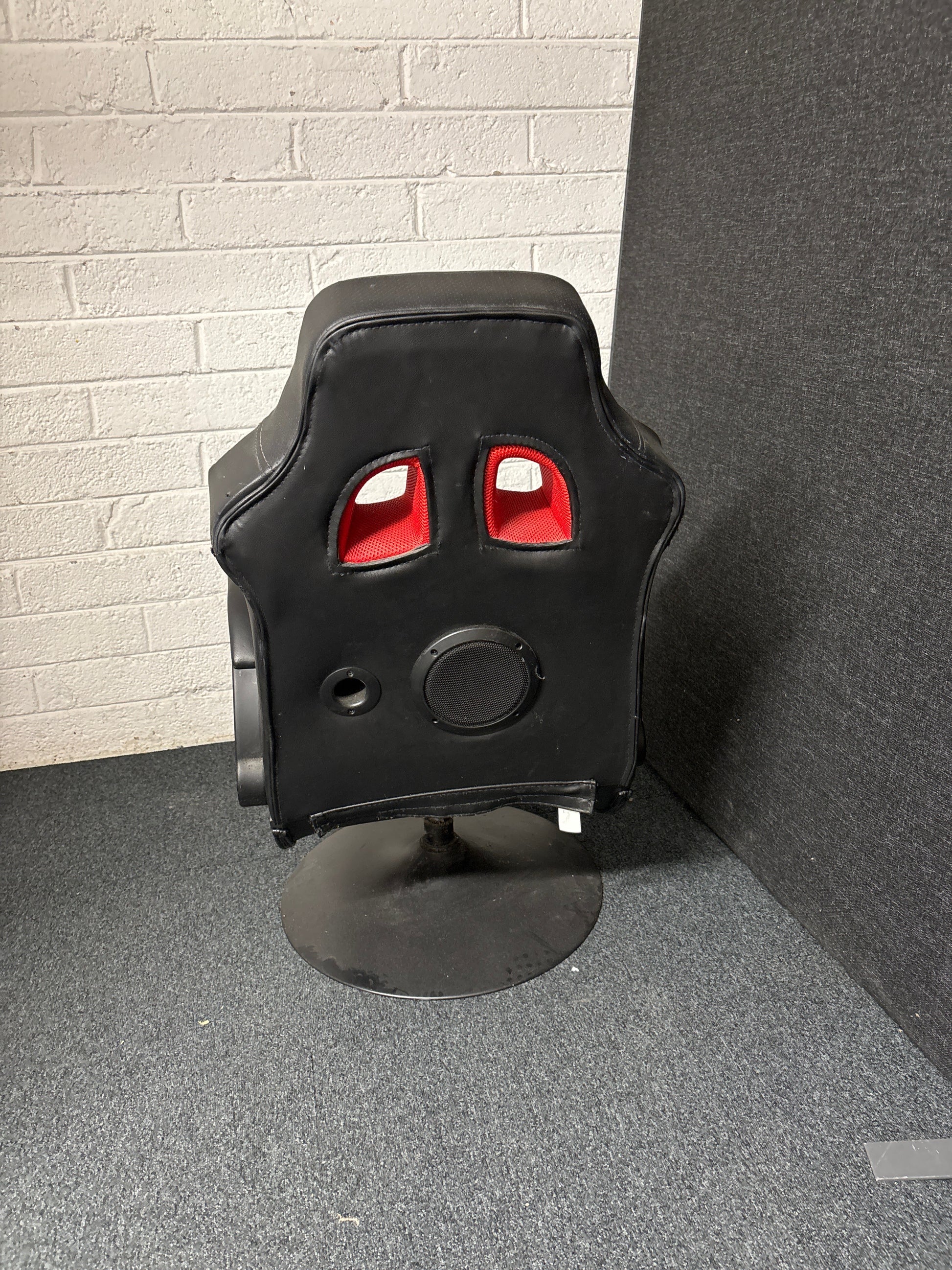 Xrocker black fabric gaming chair swivel base 2225