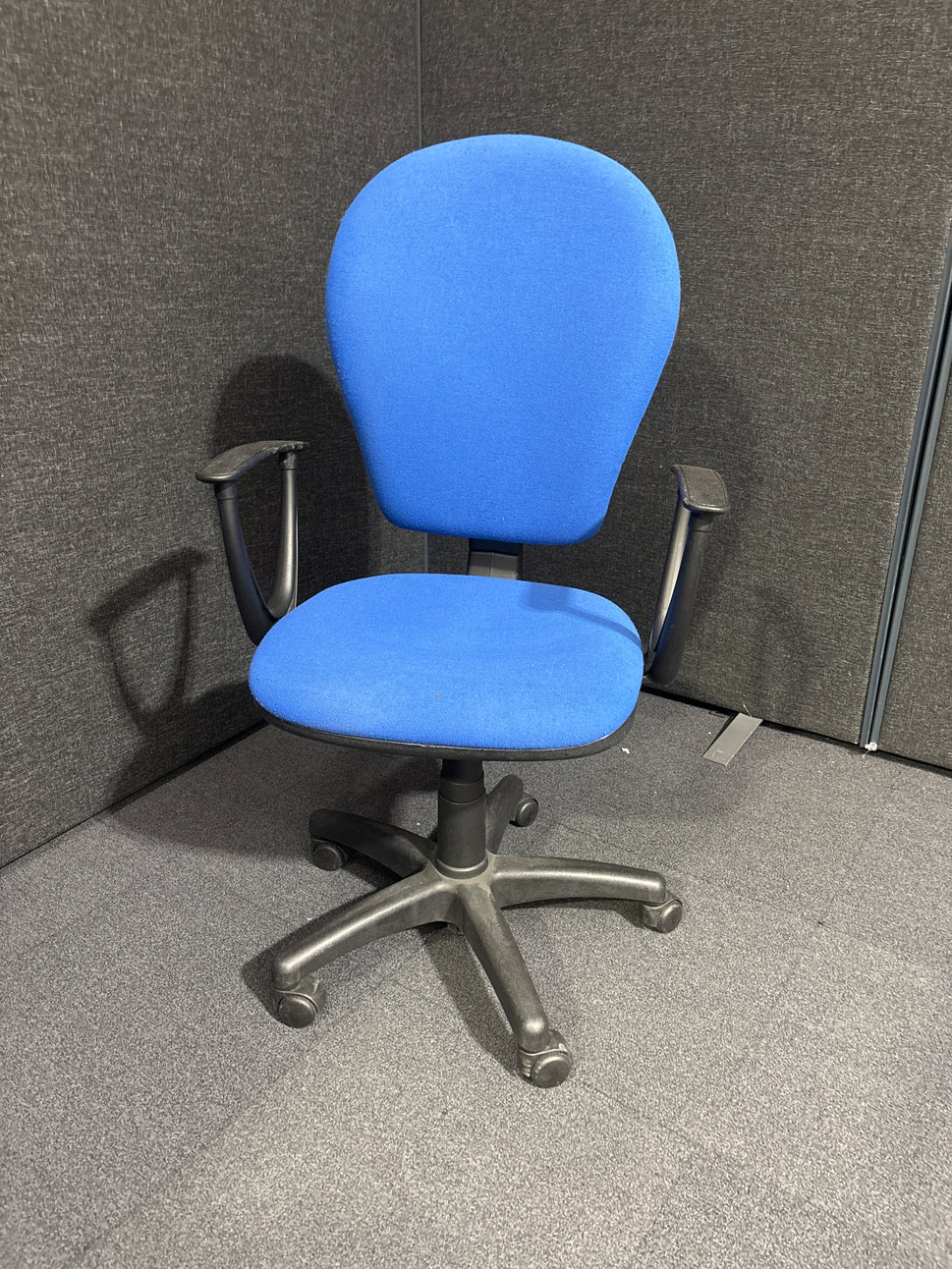 High back blue fabric swivel chair with black loop arms