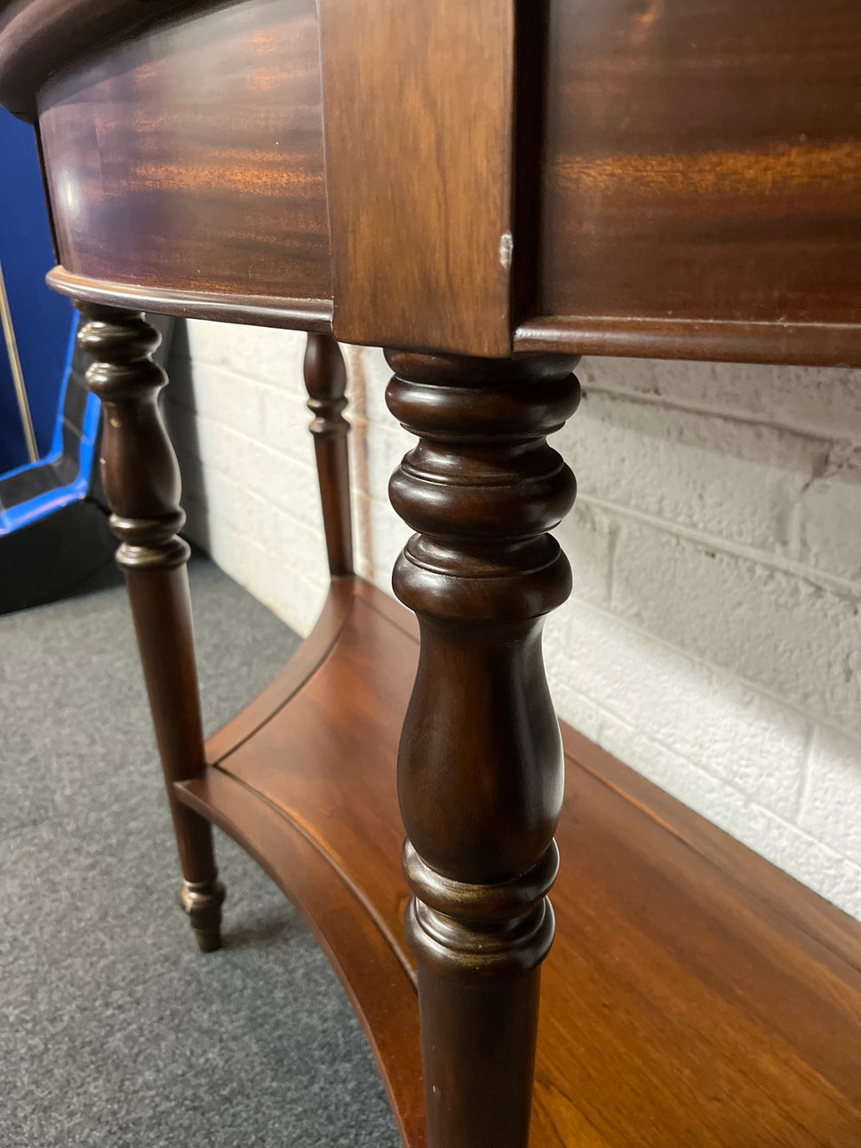 Large solid mahogany half moon console table  with base shelf (H 85 x W 150 x D 50 cm) 2225