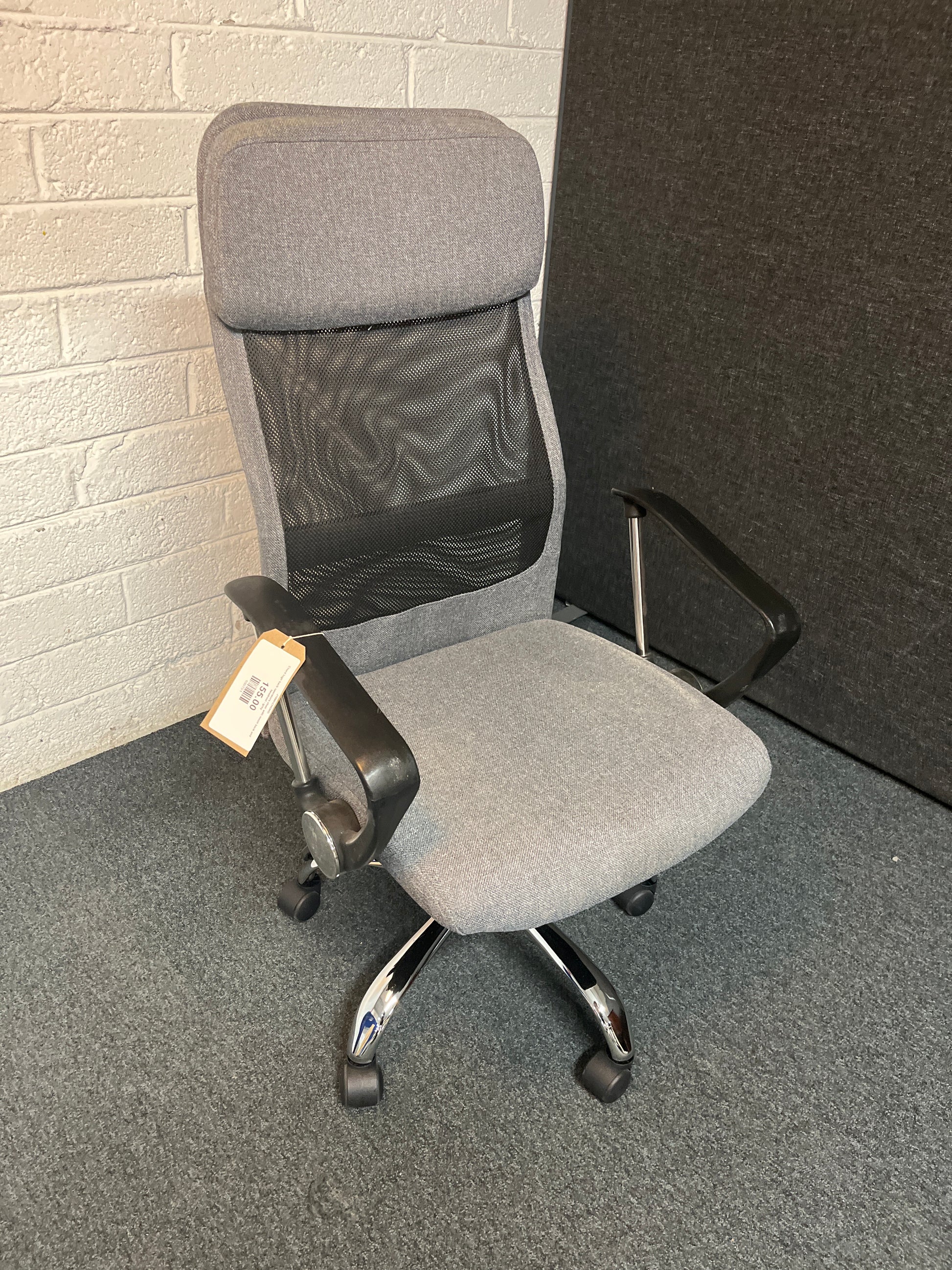 Chord high back operators chair with mesh back and headrest - grey