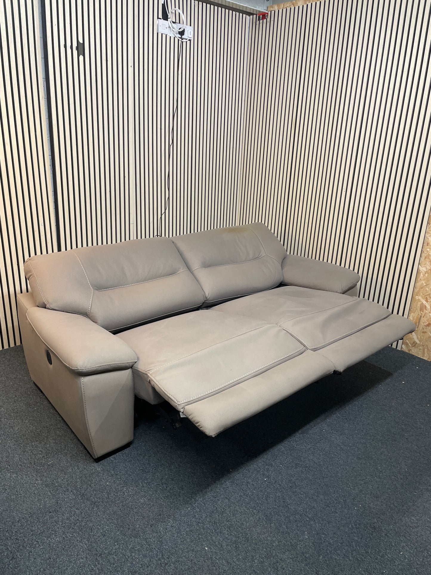 Large 2 seater light grey fabric sofa electric recliner sofa 2425