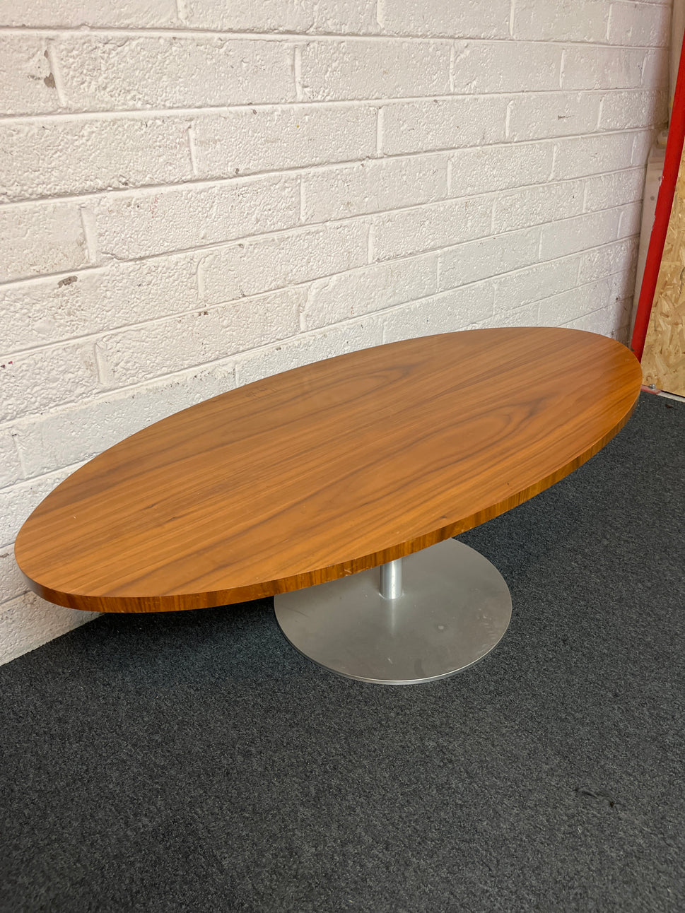 Cherry low oval coffee table with grey metal frame (H 44 x W 135 x D 66 cm 1325