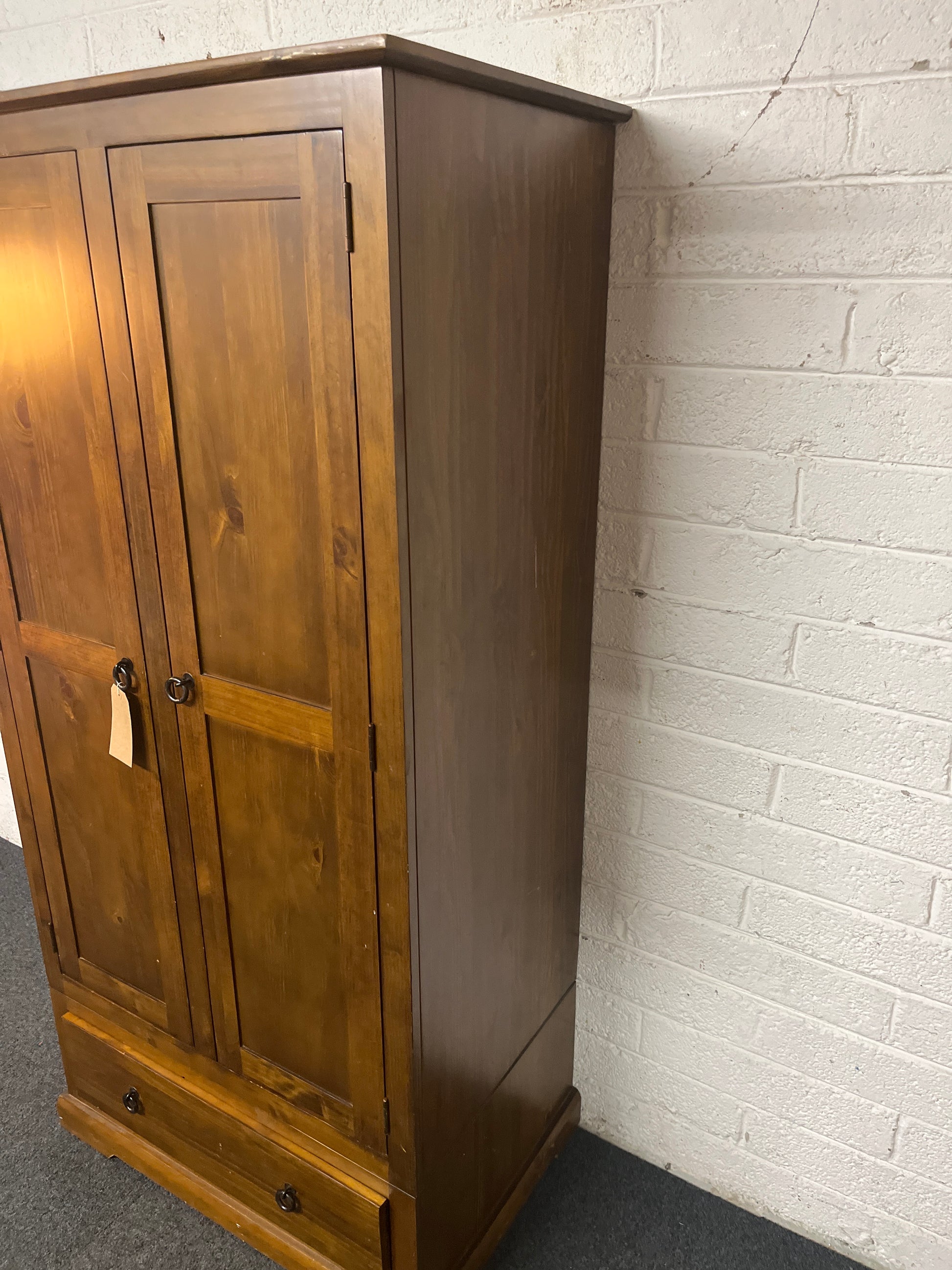 Tall 2 door solid pine stained wardrobe (H 180 x W 90 x D 58 cm) 1325