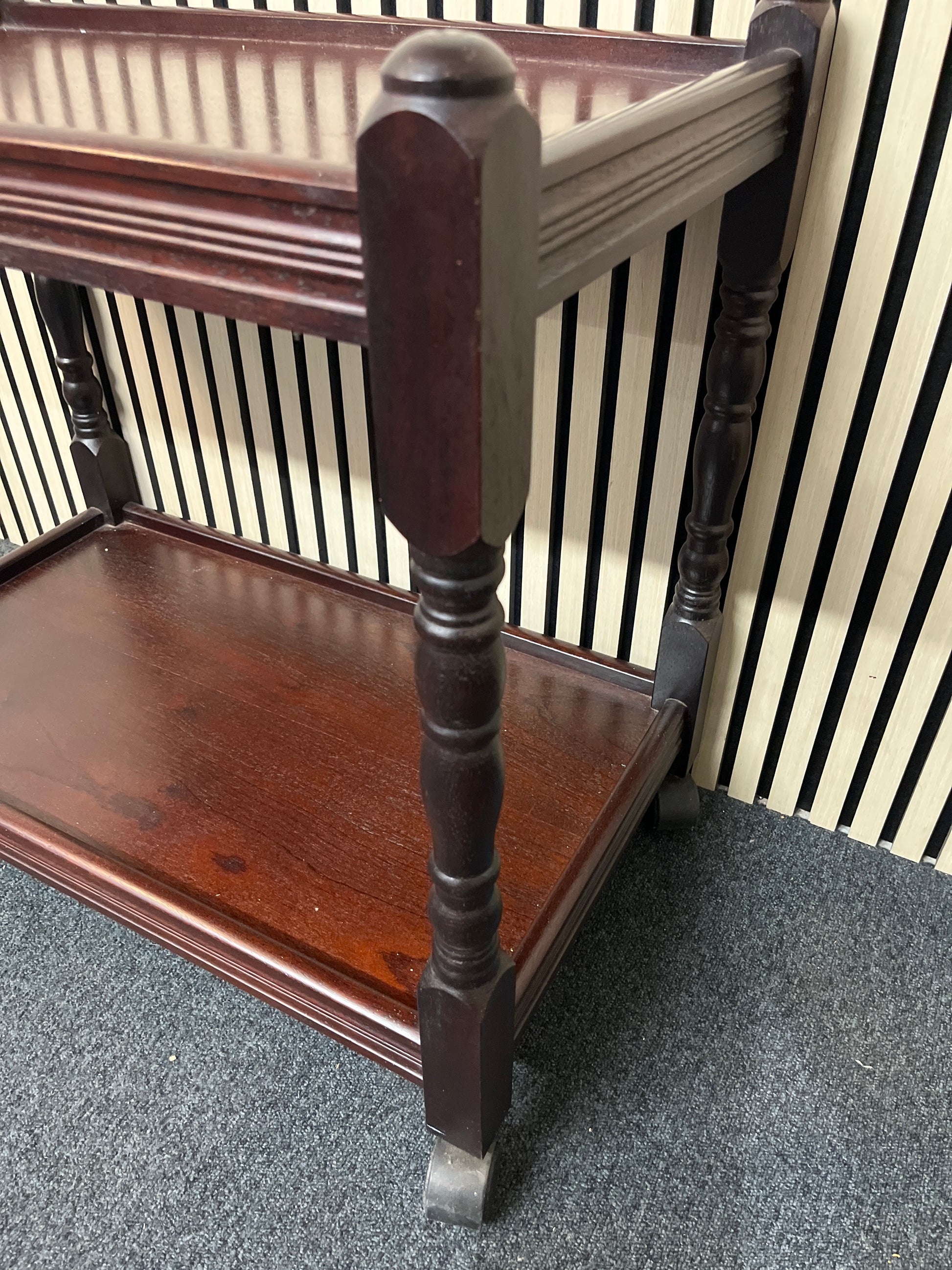 Mahogany tiered dumb waiter trolley on castors 3325