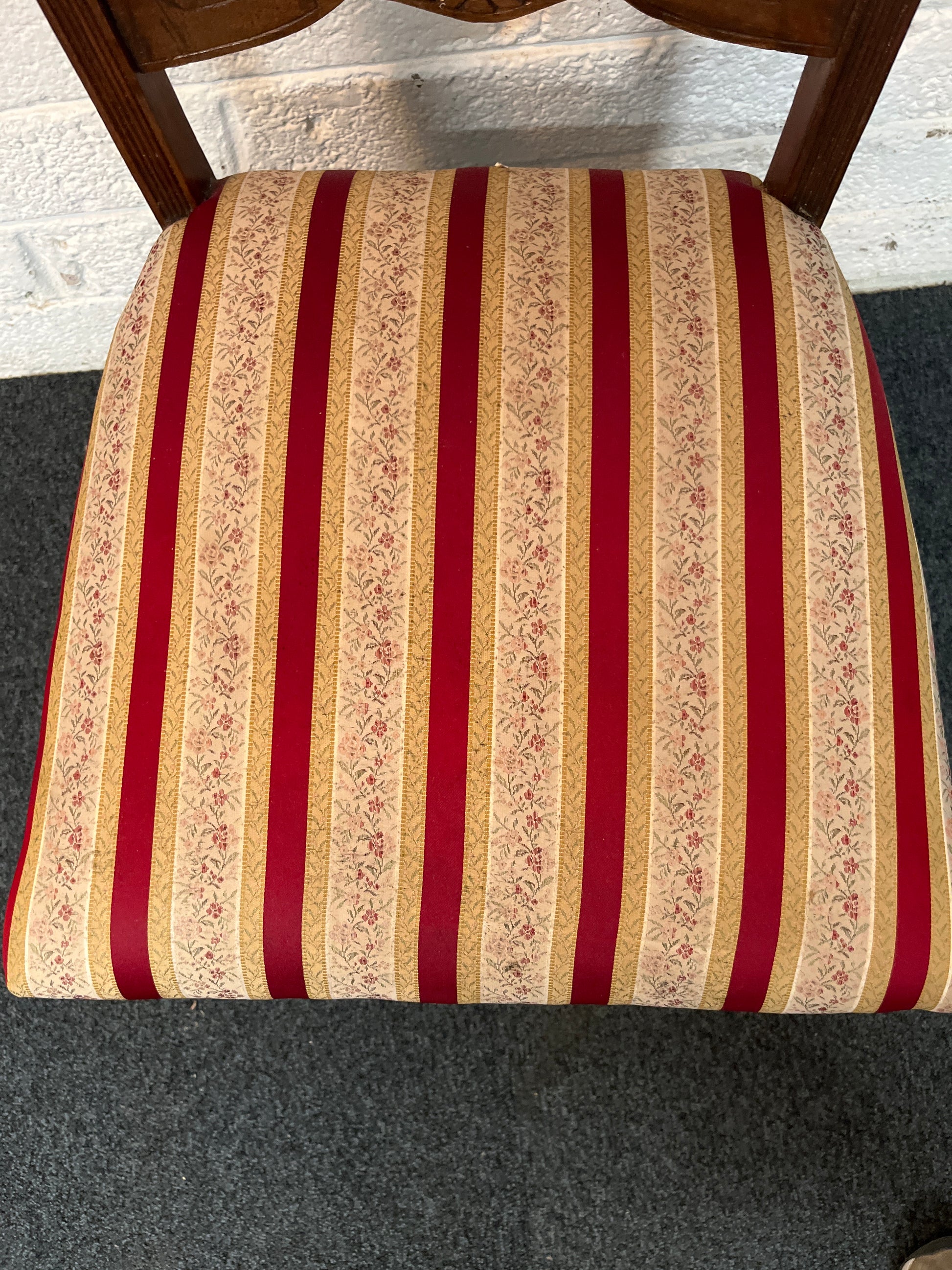 Ornate mahogany framed dining chair bundle (X 4)