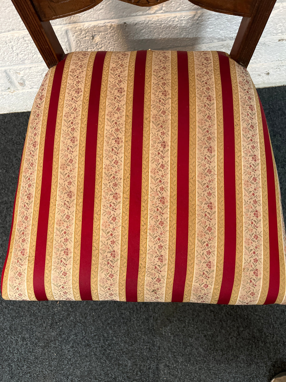 Ornate mahogany framed dining chair bundle (X 4)