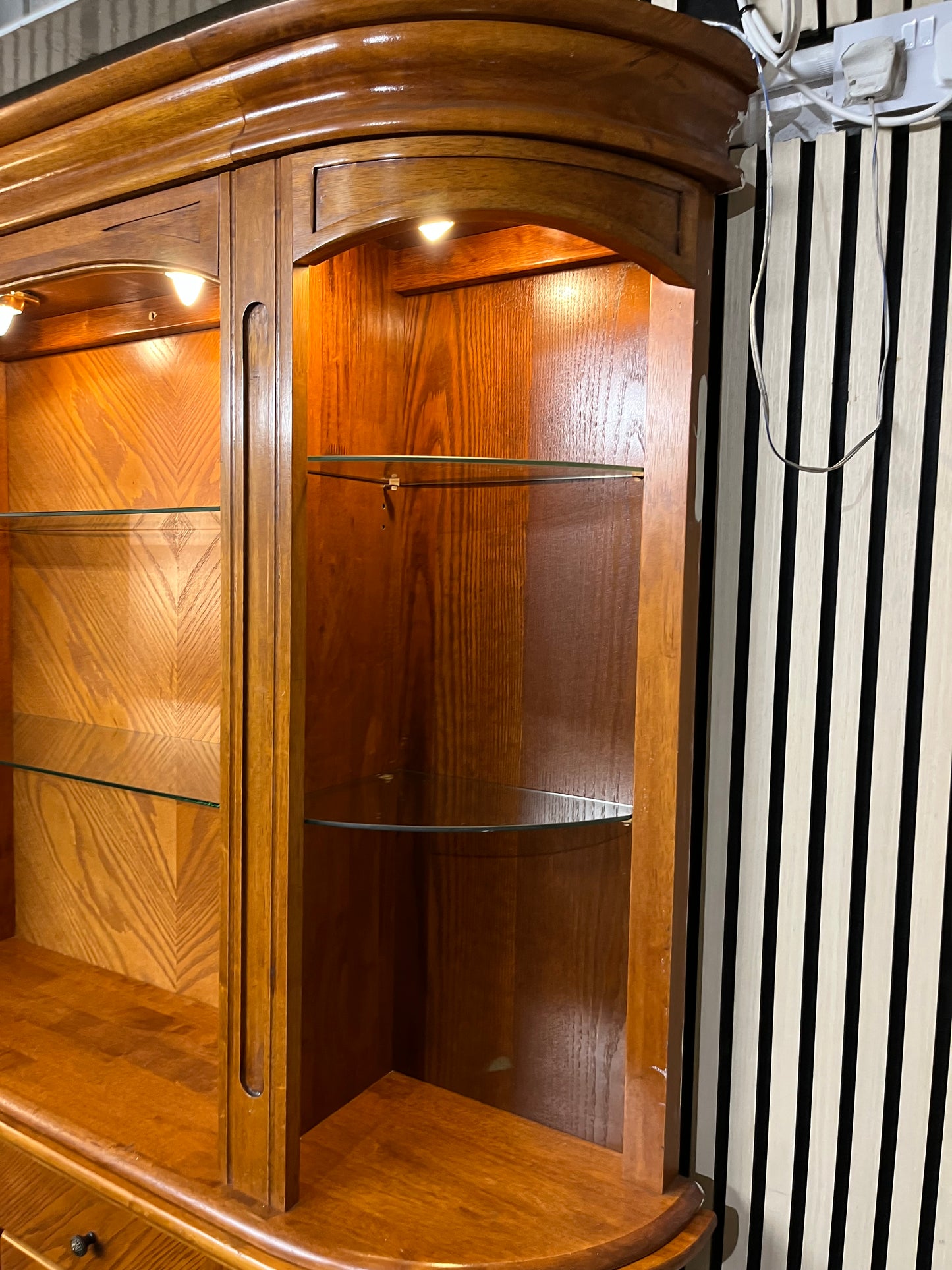 Ornate oak stained tall bar counter with storage drawers (Front H 110 x W 170 x D 60 cm) (Back  H 219 x W 177 x D 35 cm)