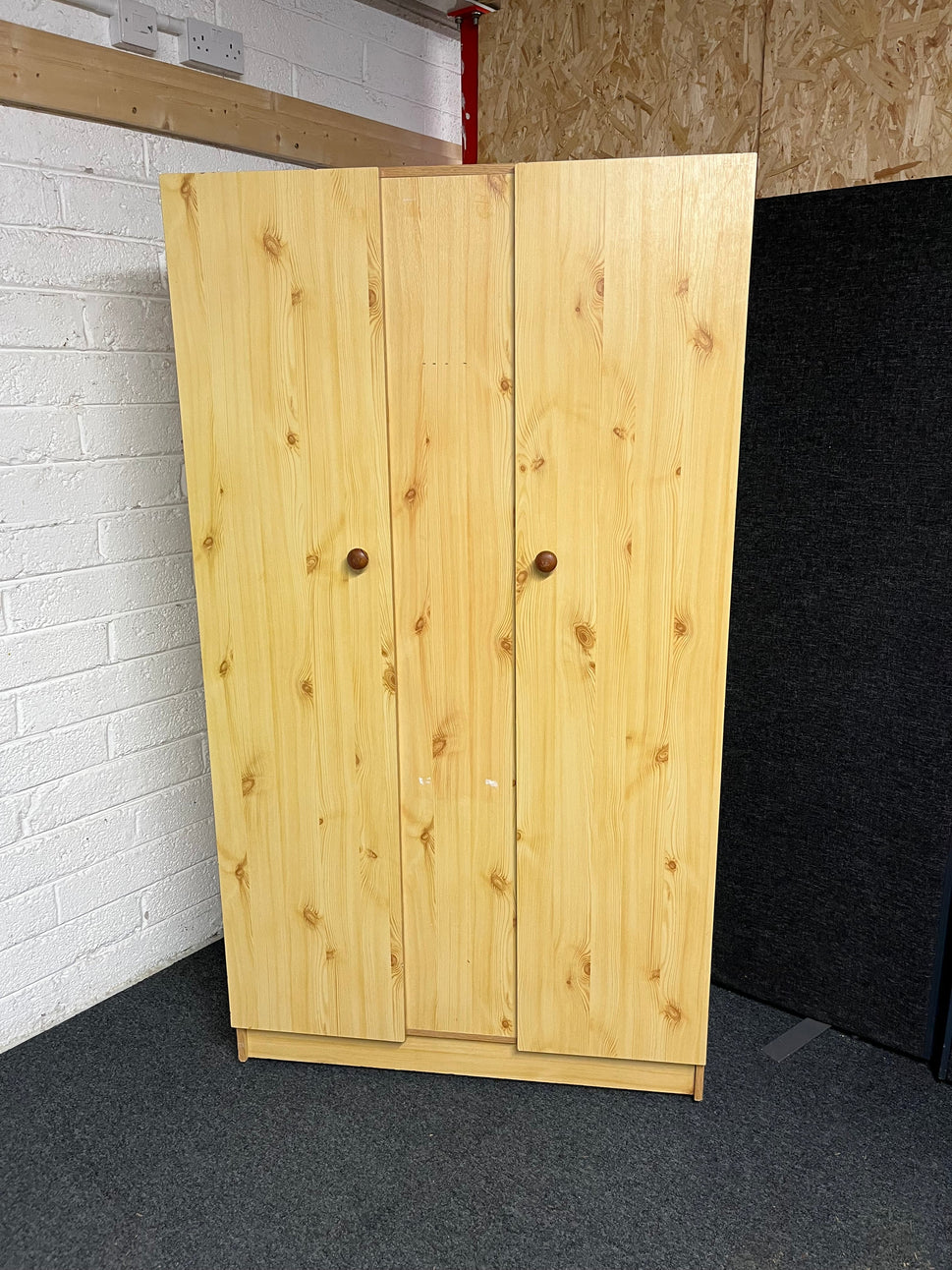 Beech Laminate wardrobe (H 1800 x W 1050 x D 490 mm)
