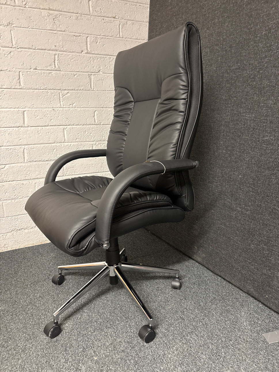 Derby high back executive chair with fixed arms - black faux leather