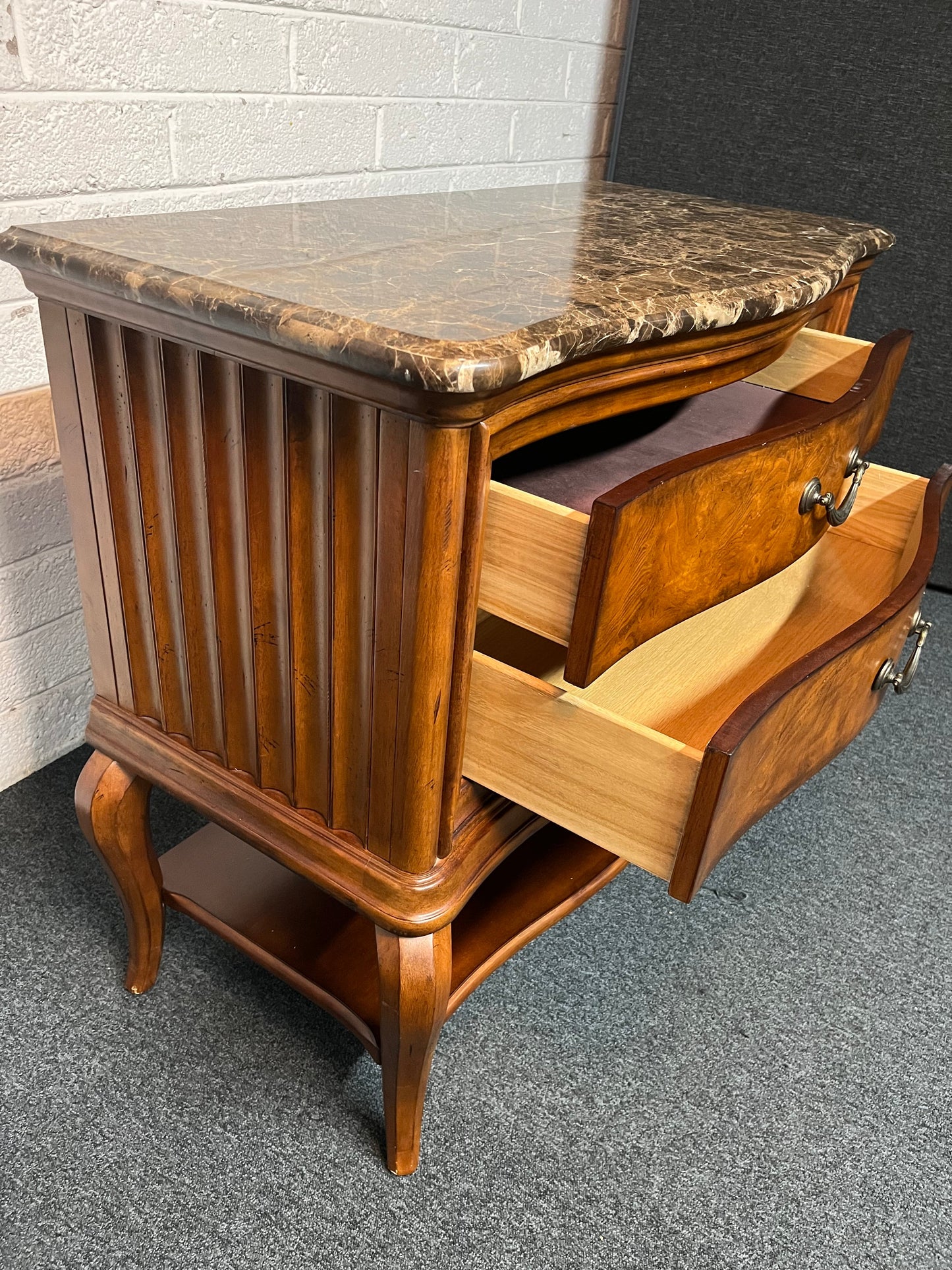 Solid mahogany stained large 2 drawer chest with green granite top and base shelf (H 88 x W 103 x D 51 cm) 2225