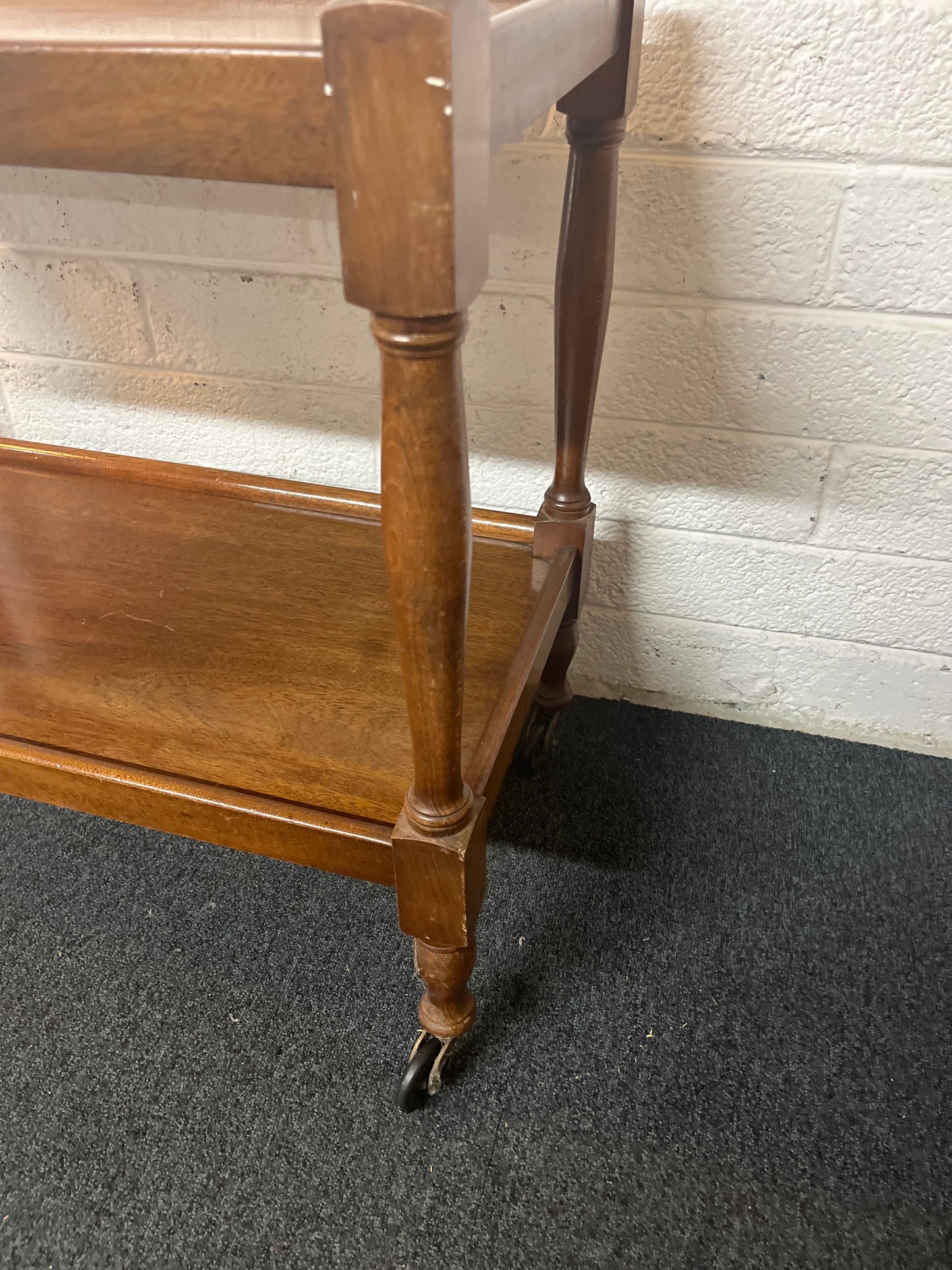 Mahogany rectangular tea trolly on castors 3225