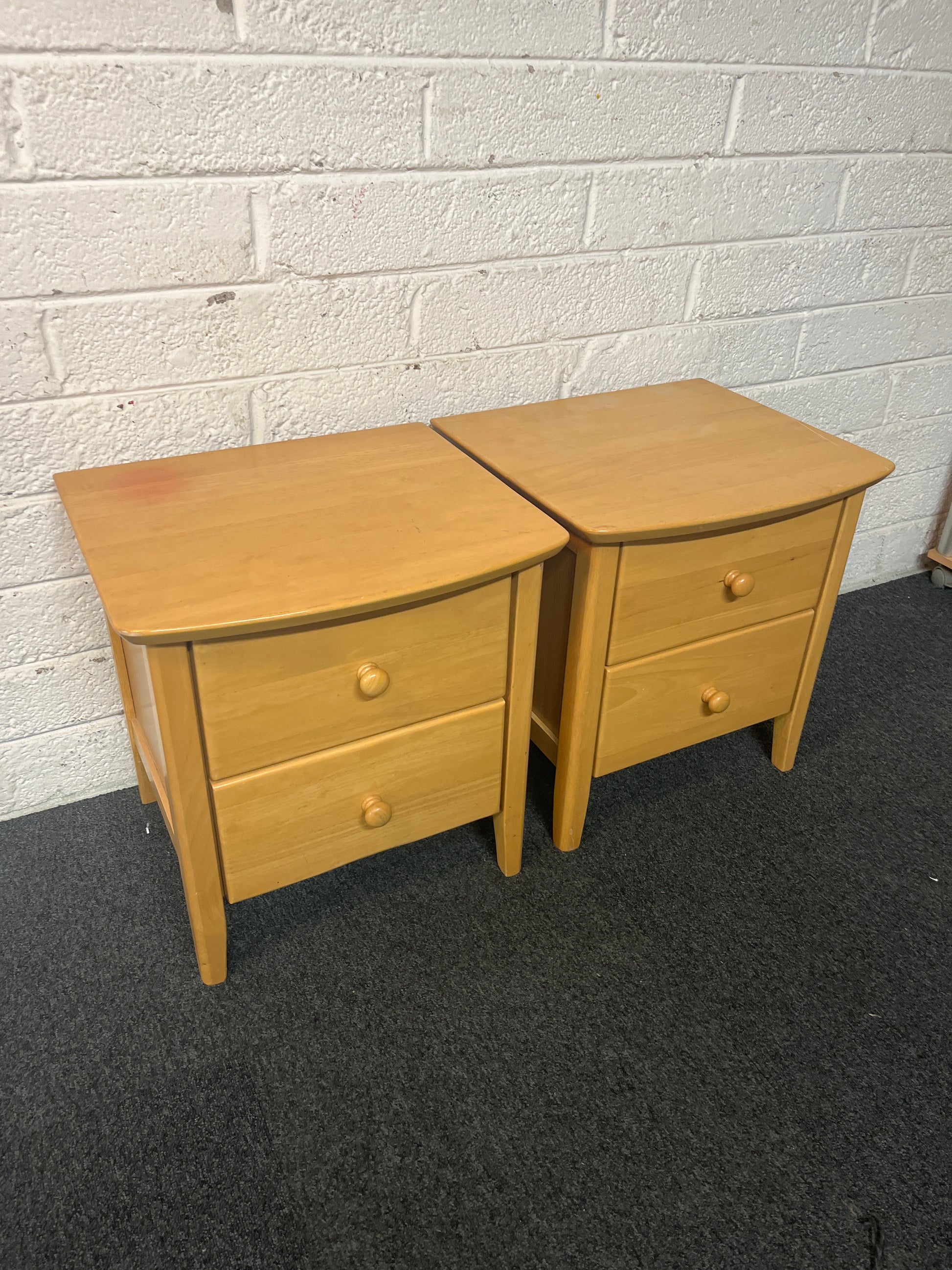 Hardwood 3 drawer bedside locker  1325