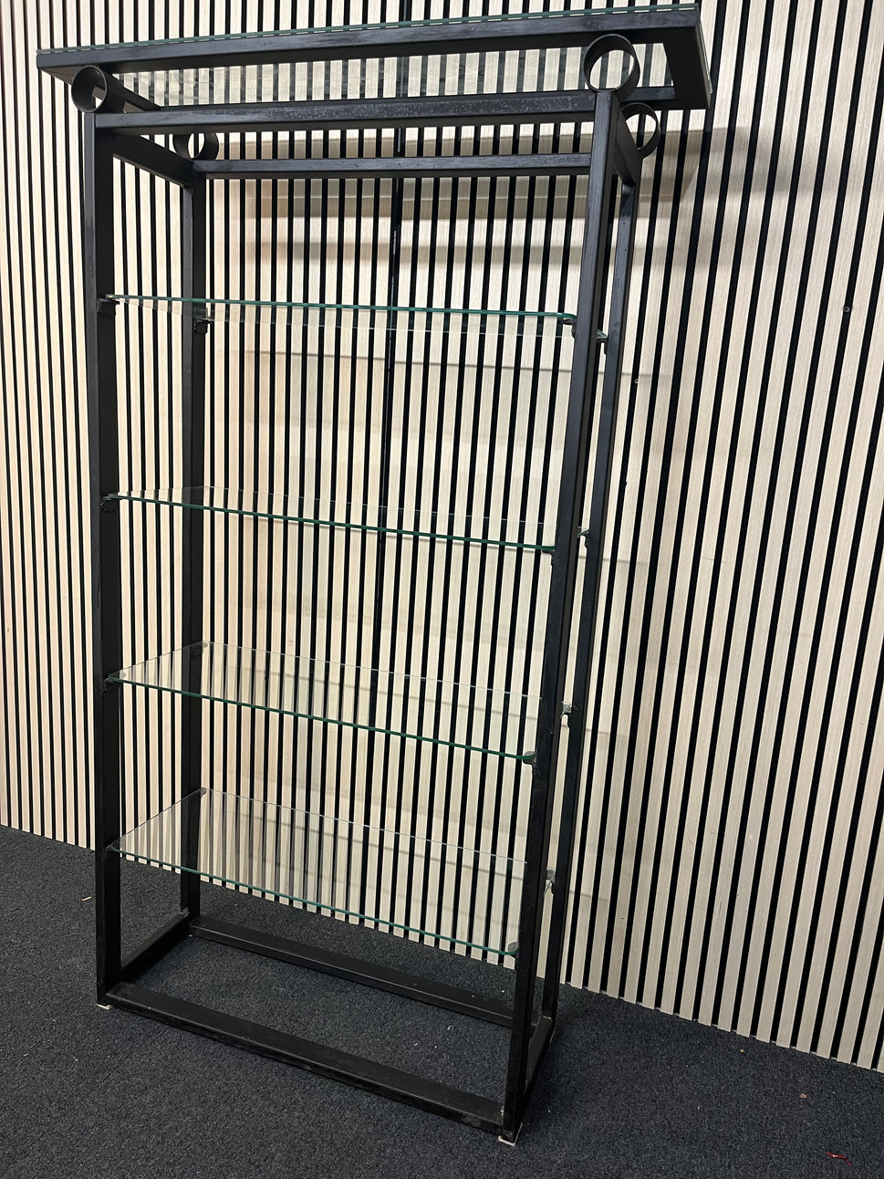 Al frank metal tall display unit with glass shelves (H 180 x W 110 x 34 cm) 1425