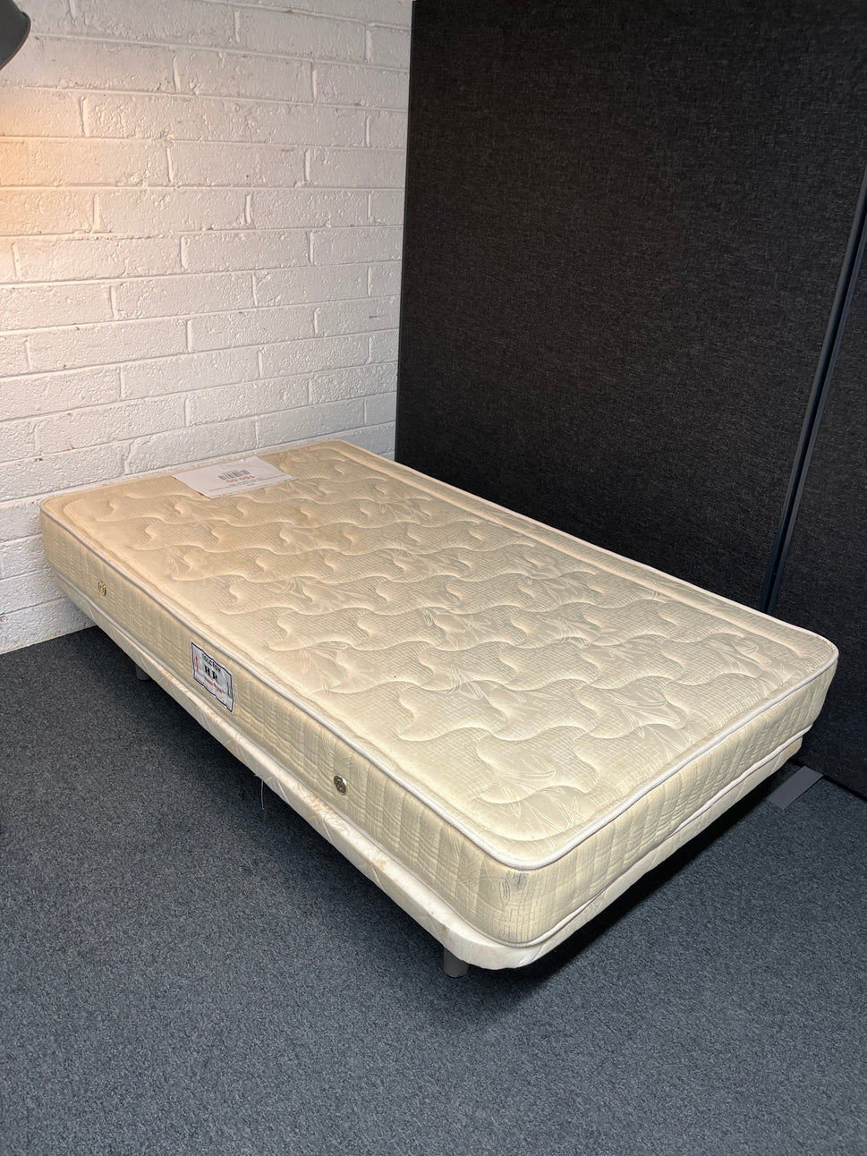 3ft 6 wide small fabric divan base on legs with a matching ortho 3ft 6 mattress  2225