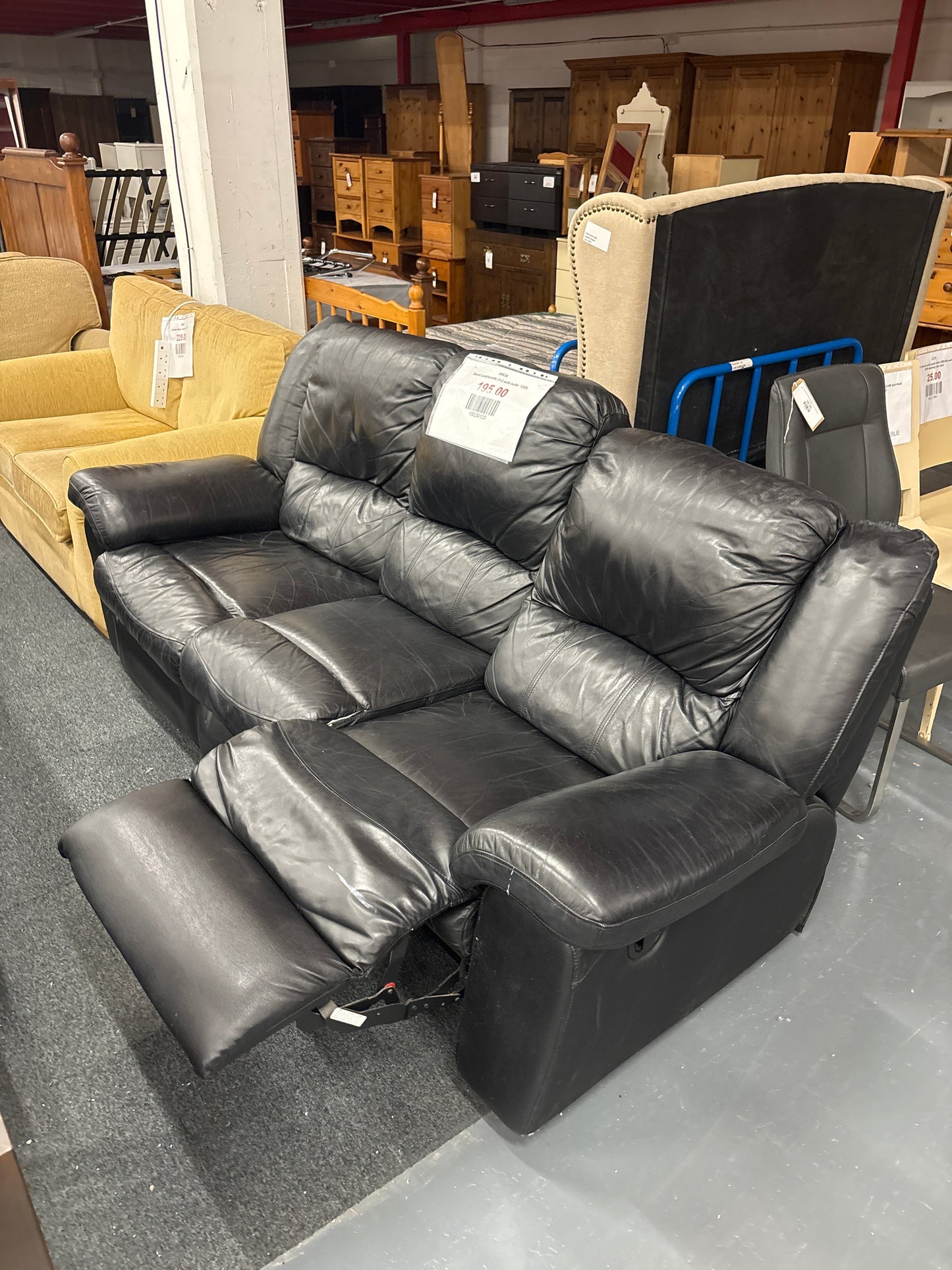 Black Leatherette 3+2 sofa suite  1225