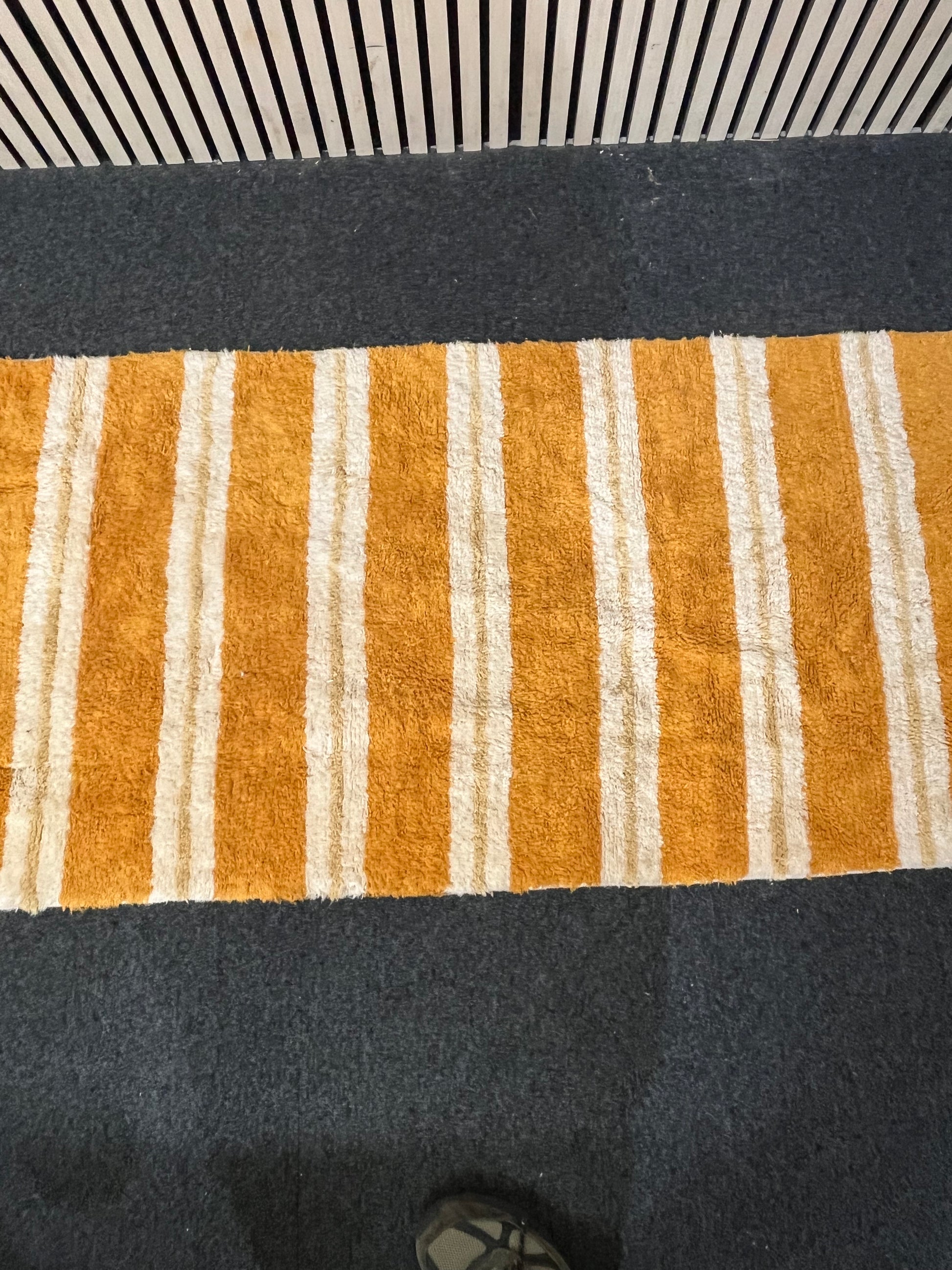 Orange and white fabric rug  (75 x 160 cm) 3126