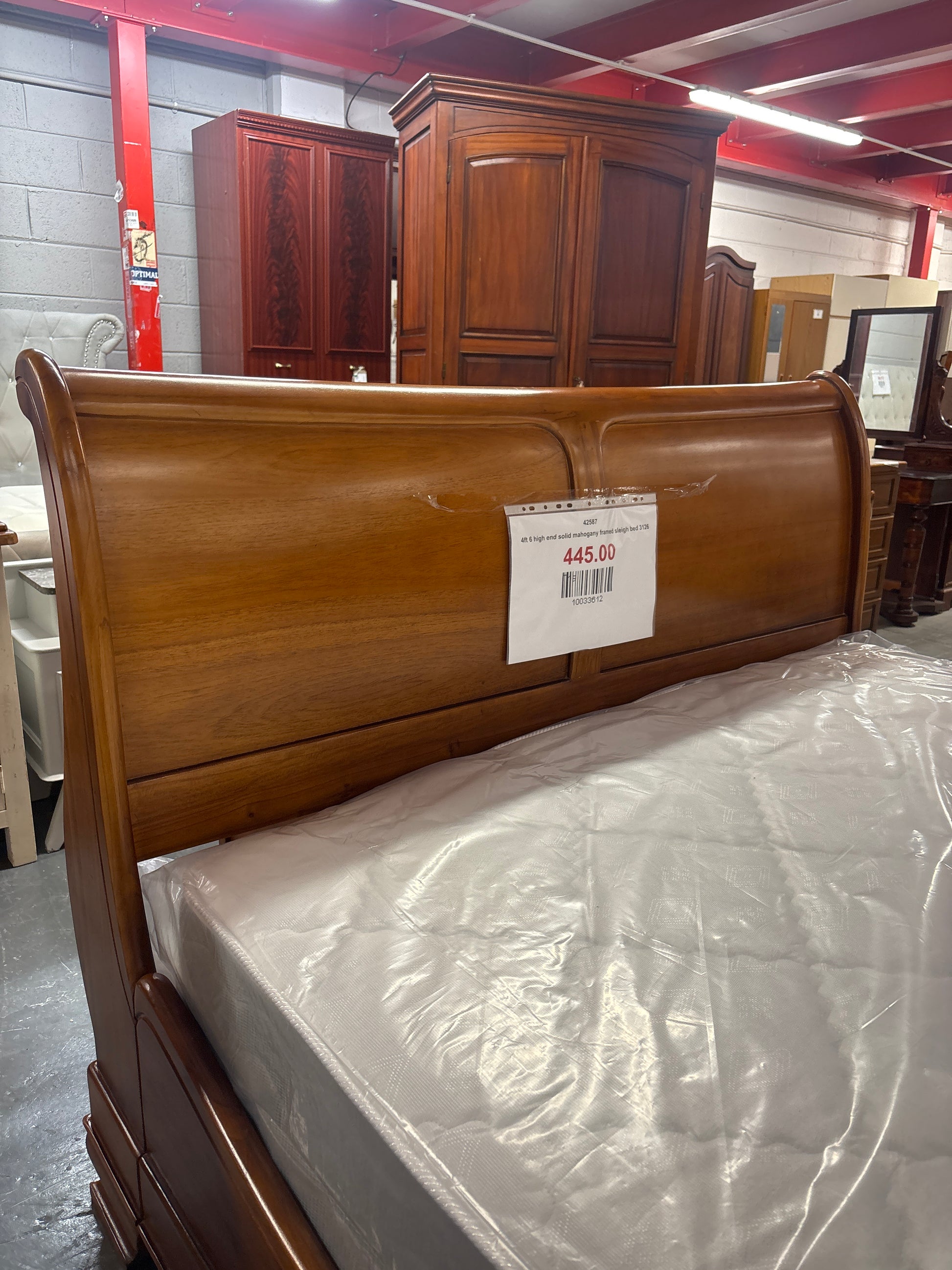 4ft 6 high end solid mahogany framed sleigh bed 3126