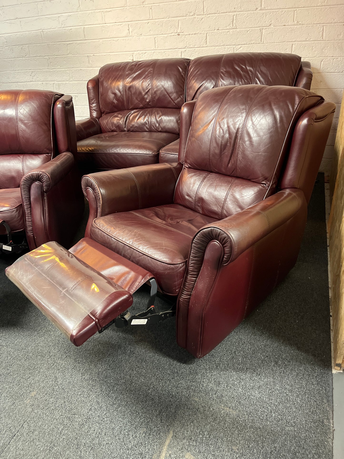 3+1+1 Real wine leather sofa suite with reclining armchairs (W 190 x D 110 cm) 3225