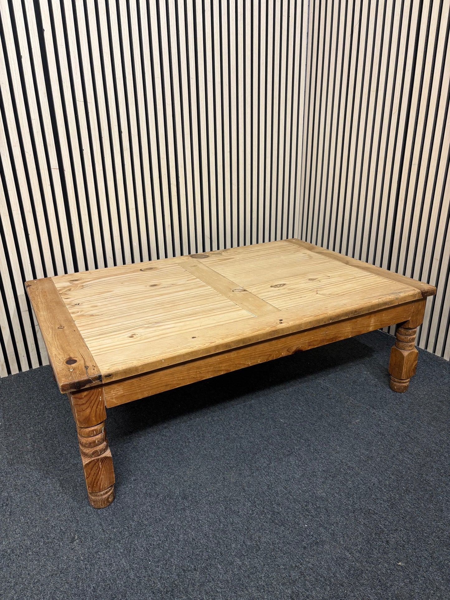 Natural pine low rectangular coffee table (H 41 x W 120 x D 80 cm) 3126