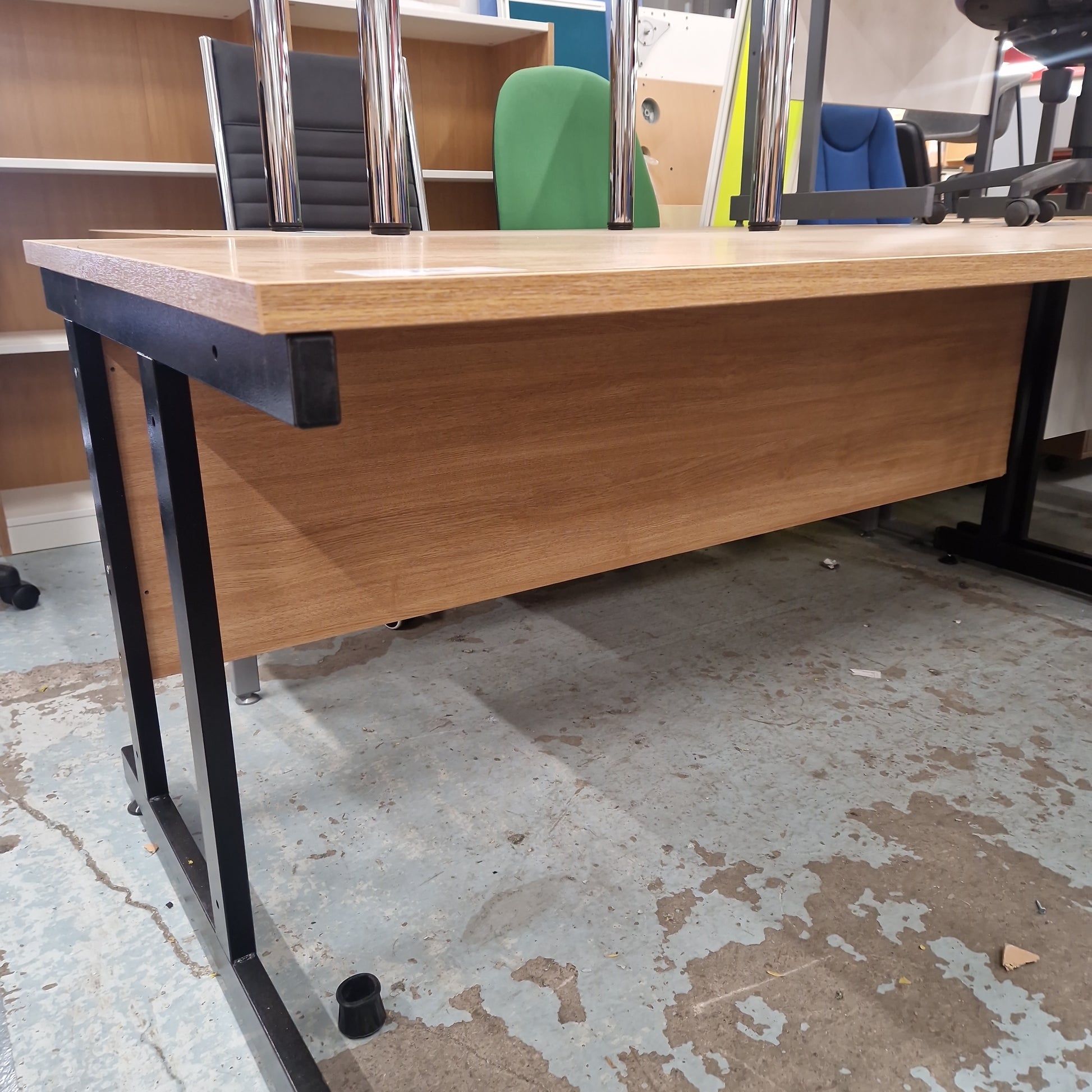 Straight desk 188  (1800mm x 800mm)