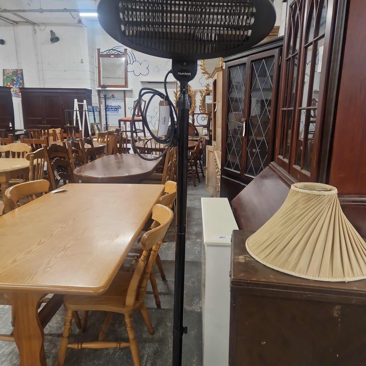 Metal framed electric patio heater 1224