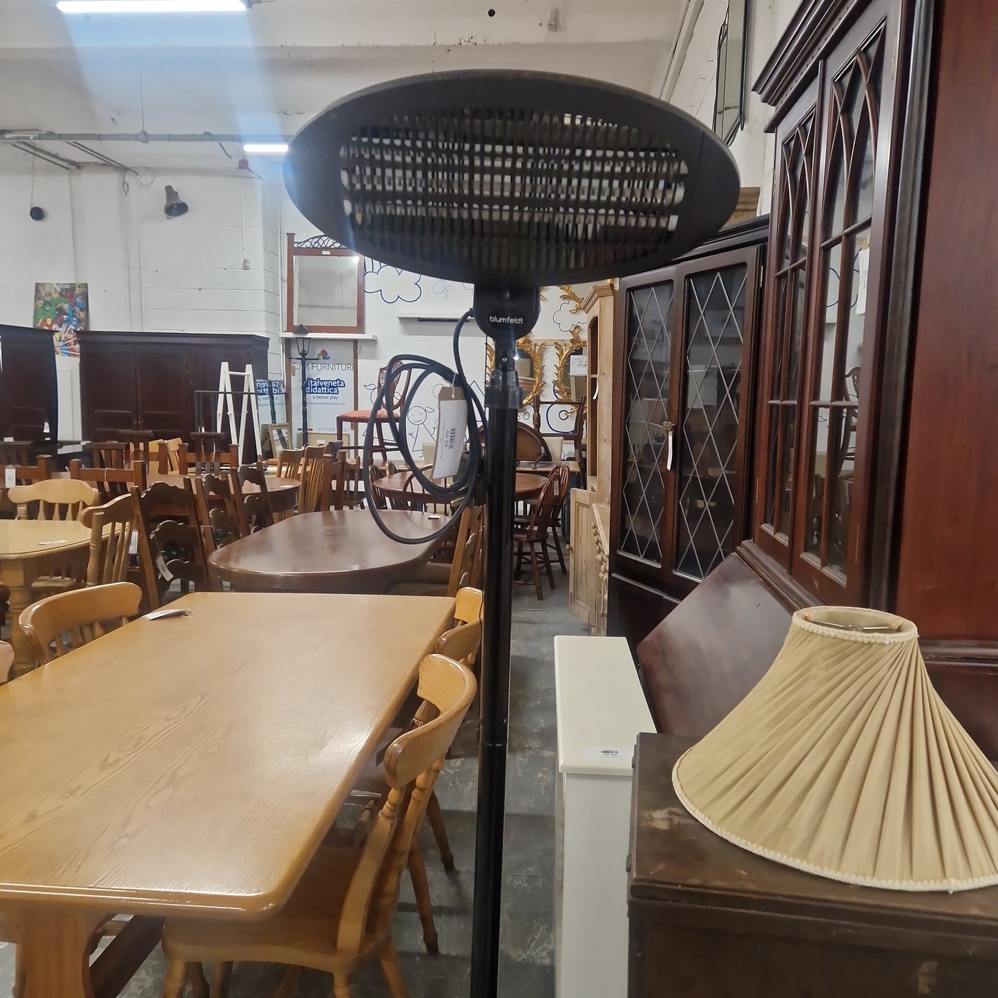 Metal framed electric patio heater 1224