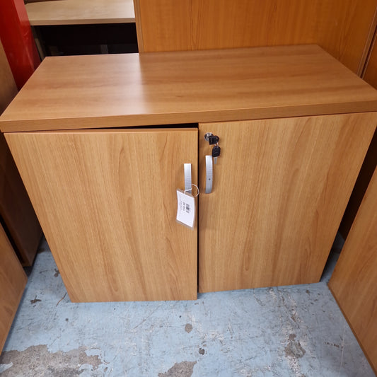 Low 2 door cherry laminate storage unit with adjustable shelf 900Wx745Hx450D