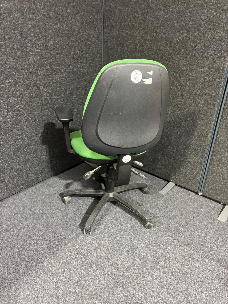 Jota 3 lever swivel chair with HA Back and arms and pump up lumbar support