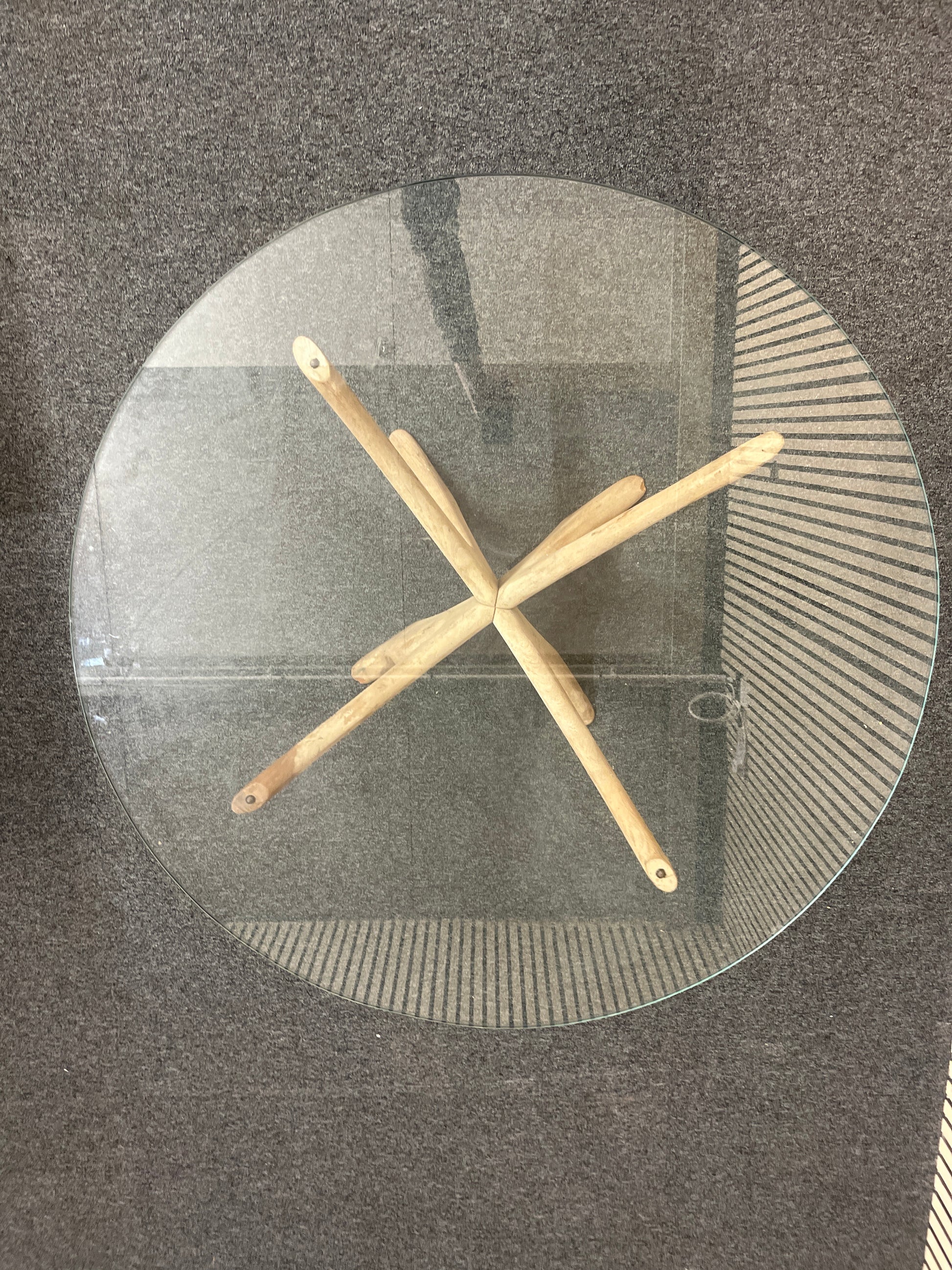 Solid wood low-framed coffee table with toughened glass circular top (H 41 x Diameter 106 cm) 1126