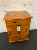 Switch Natural pine 3 drawer bedside locker (H 59 x W 44 x D 39 cm) 1325 2 image