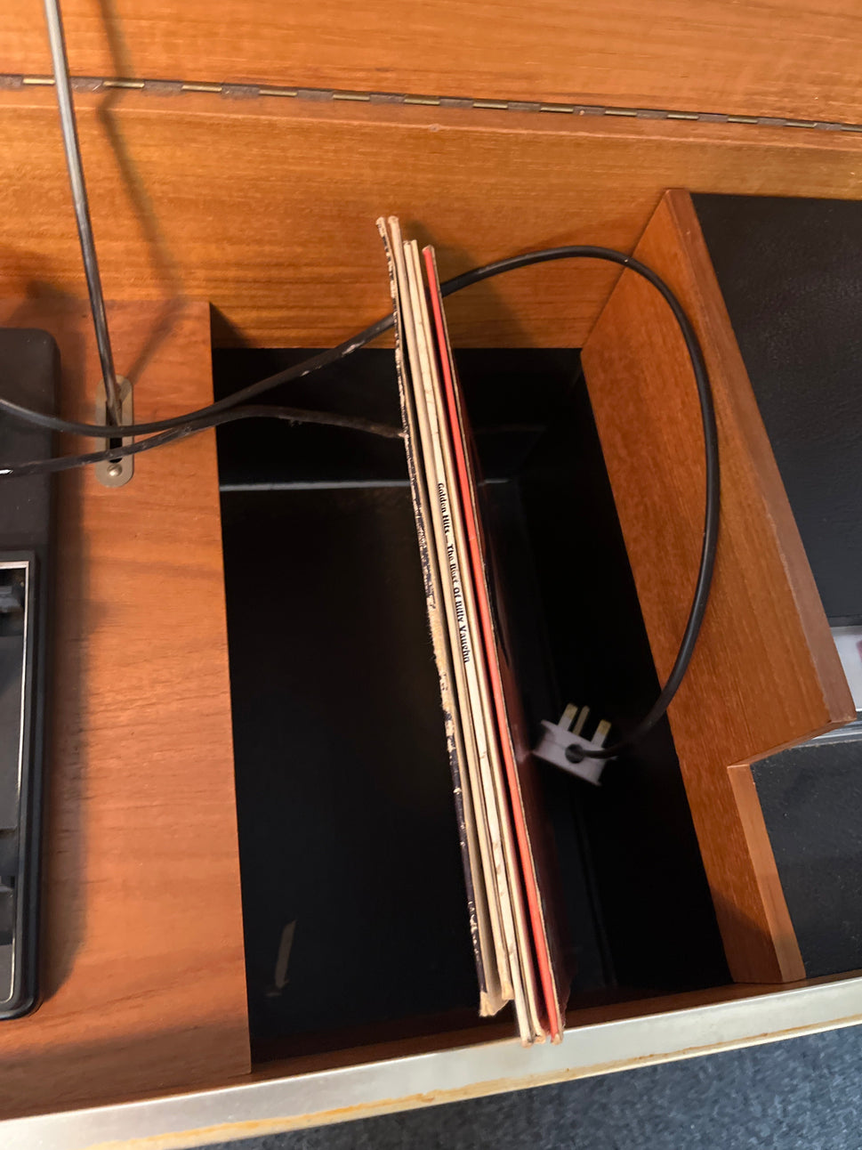 Bush teak stained retro stereo unit 2225