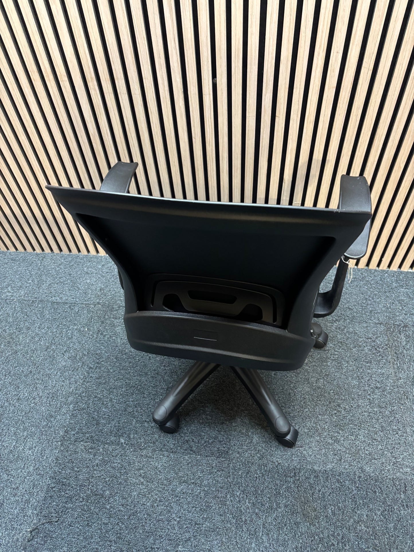 NEW Solaris height adjustable black vinyl swivel chair with arms
