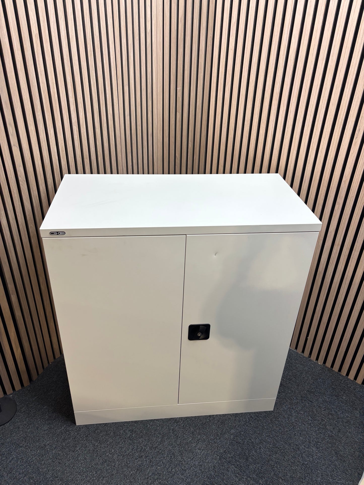 Go low 2 door grey metal storage unit with shelves and key 101Hx91Wx45D