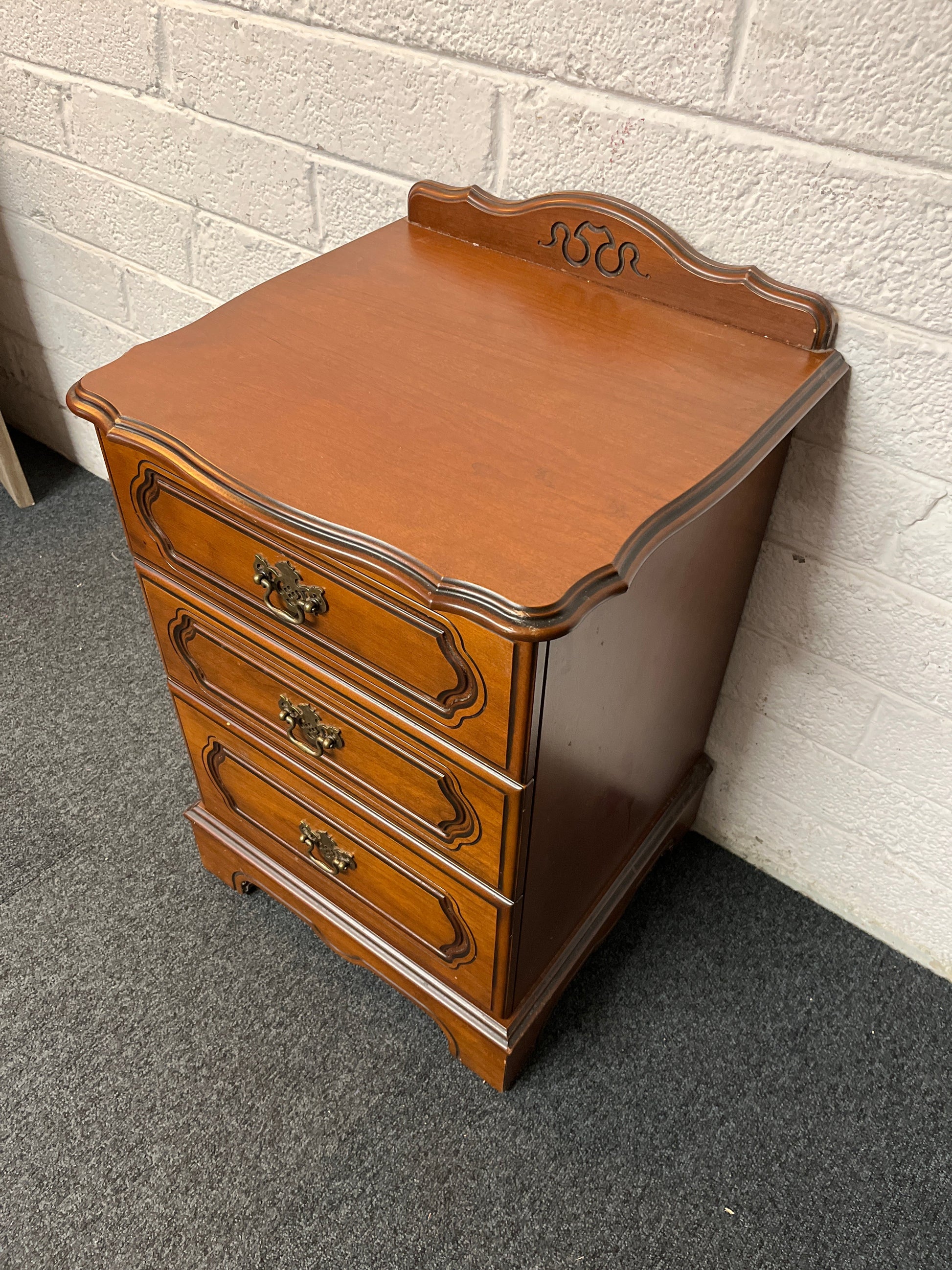 Rossmore mahogany ornate 3 drawer bedside locker with protective glass top and upstand 46Wx44Dx74H cm 2225